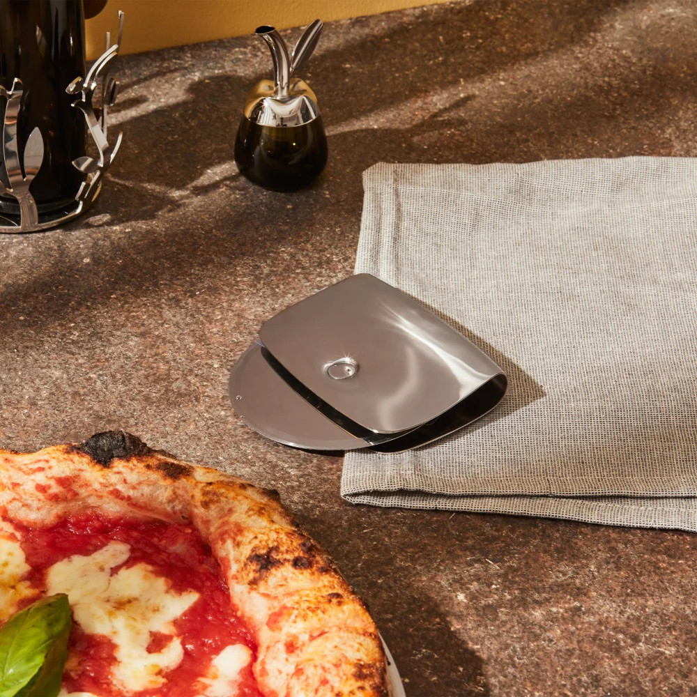 Alessi Taio Nonstick Pizza Wheel Cutter | Sabavi Home