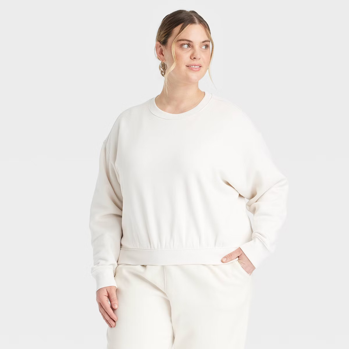 Women's Leisure Studio Pullover Sweatshirt - Universal Thread™ | Target