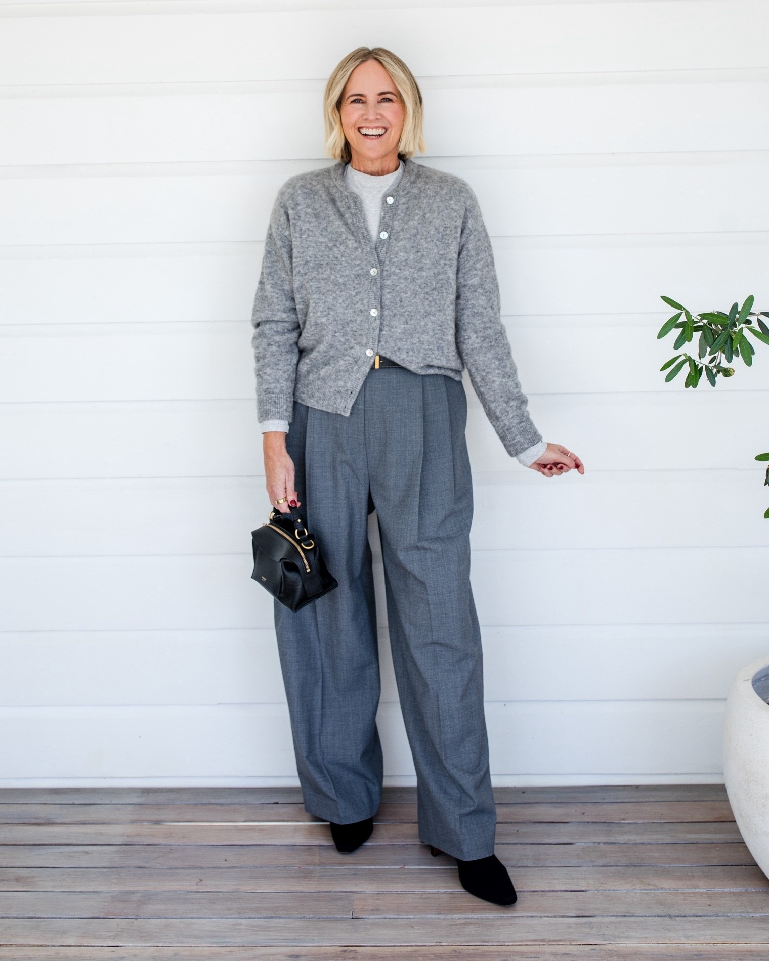 Wearing size 14 in pants 

#LTKmidsize #LTKover50style #LTKaustralia