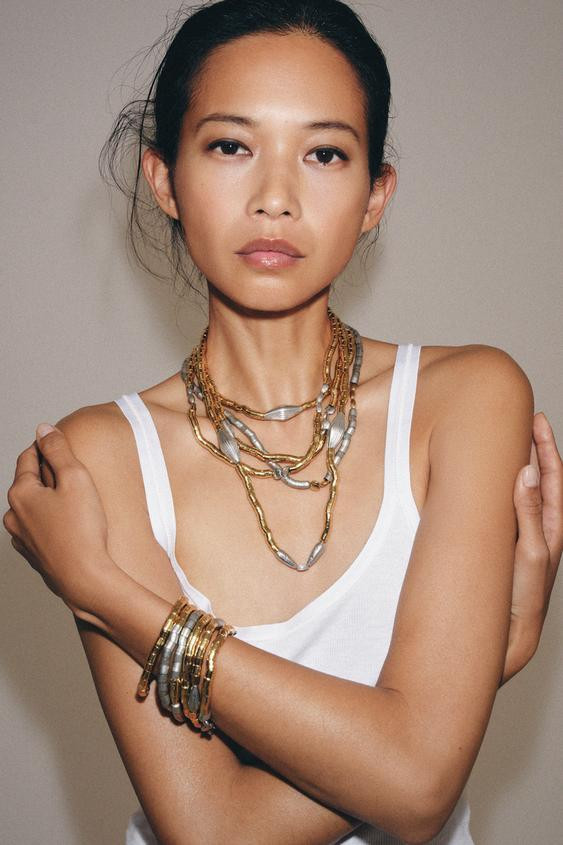 CONTRAST METAL PIECE NECKLACE | Zara UK