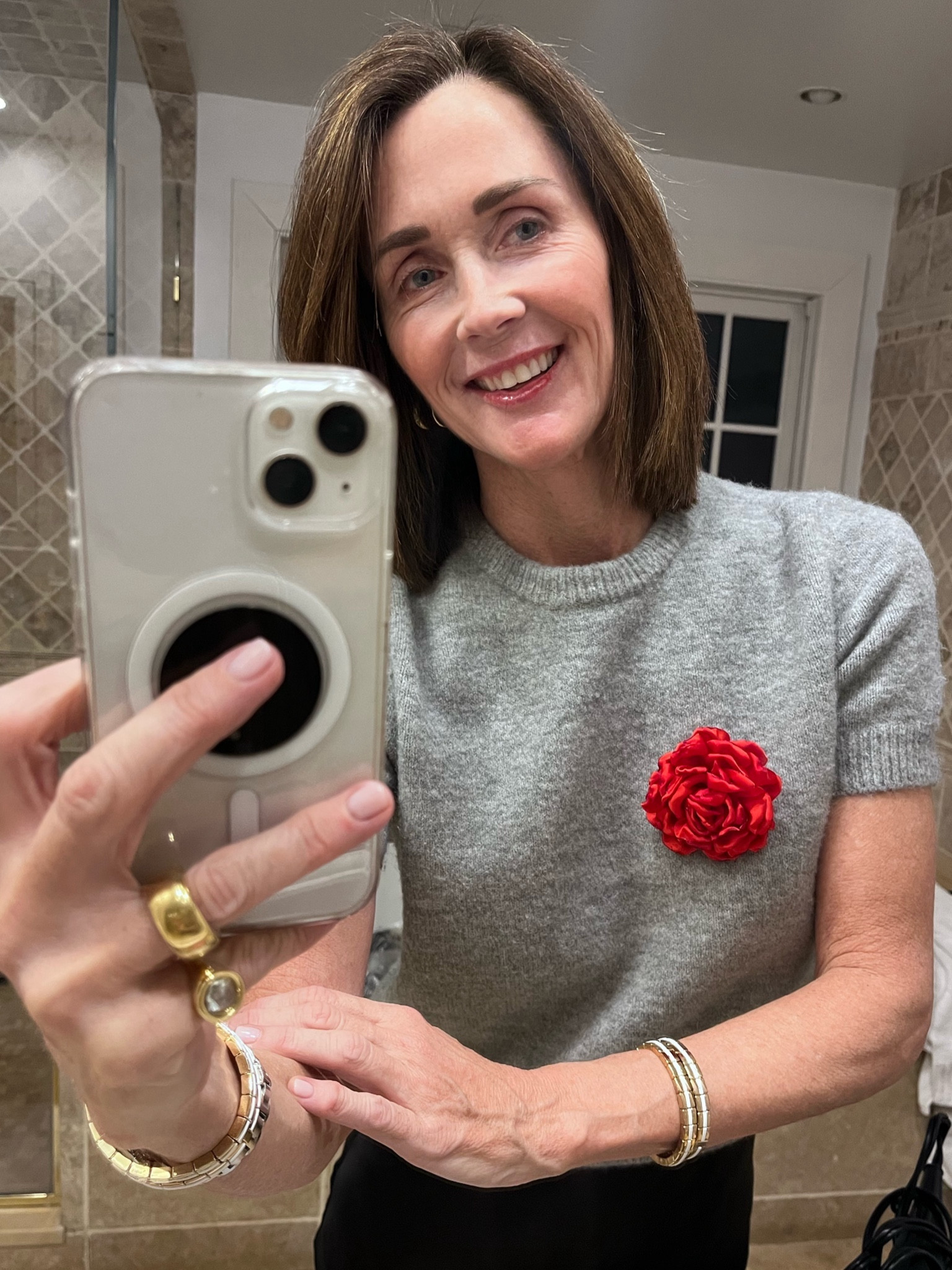 Touch of Red : Here we go again…my signature CC pin! 


#LTKover40 #LTKGiftGuide #LTKfindsunder50