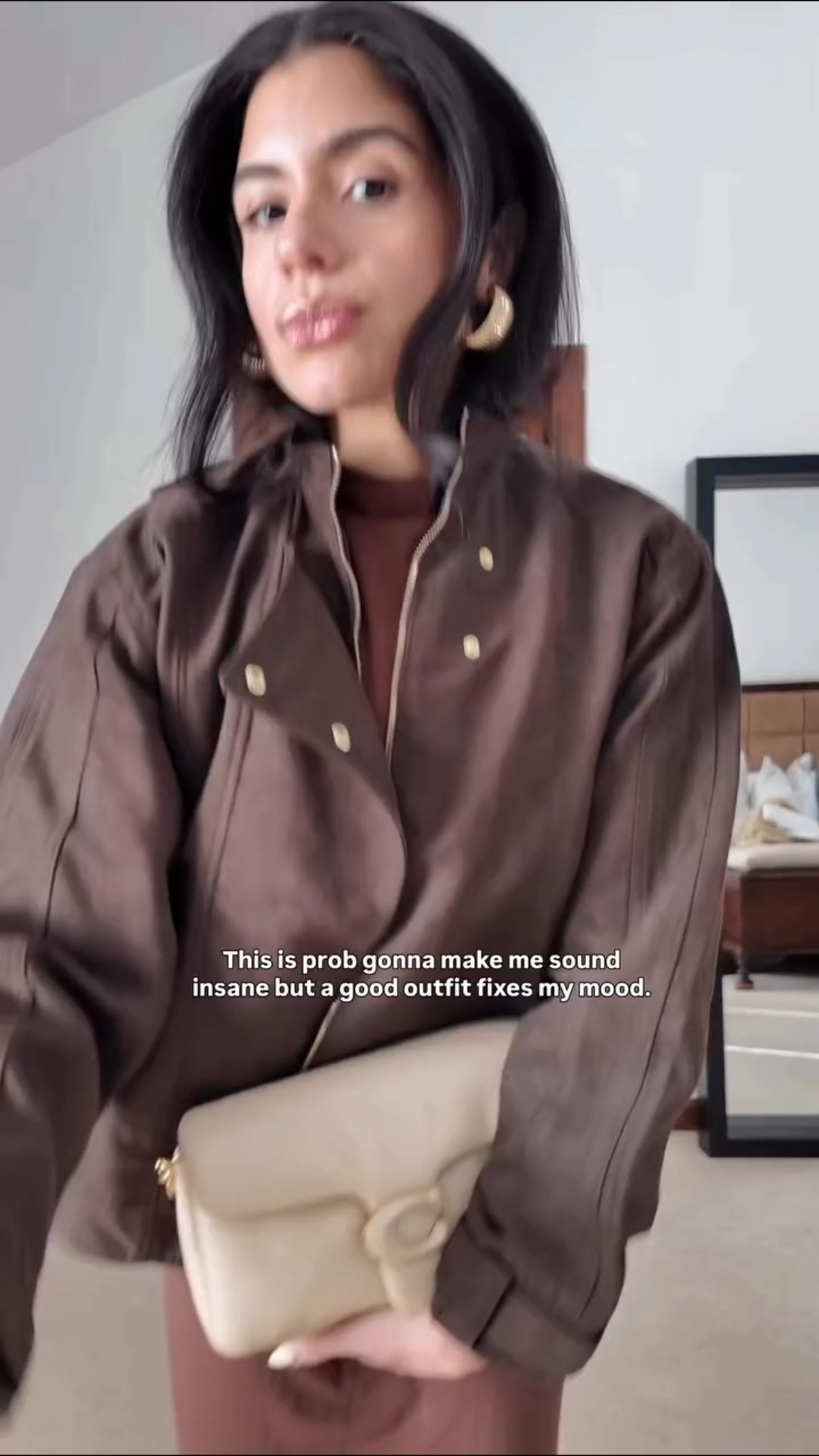 This is prob gonna make me sound insane but a good outfit fixes my mood.
And don’t sleep on good Amazon pieces… this dress did exactly what it needed to do.

Comment “link” and I’ll send it to you.

#style #explore #motherhood #fashion #latina #amazon #gorglitter