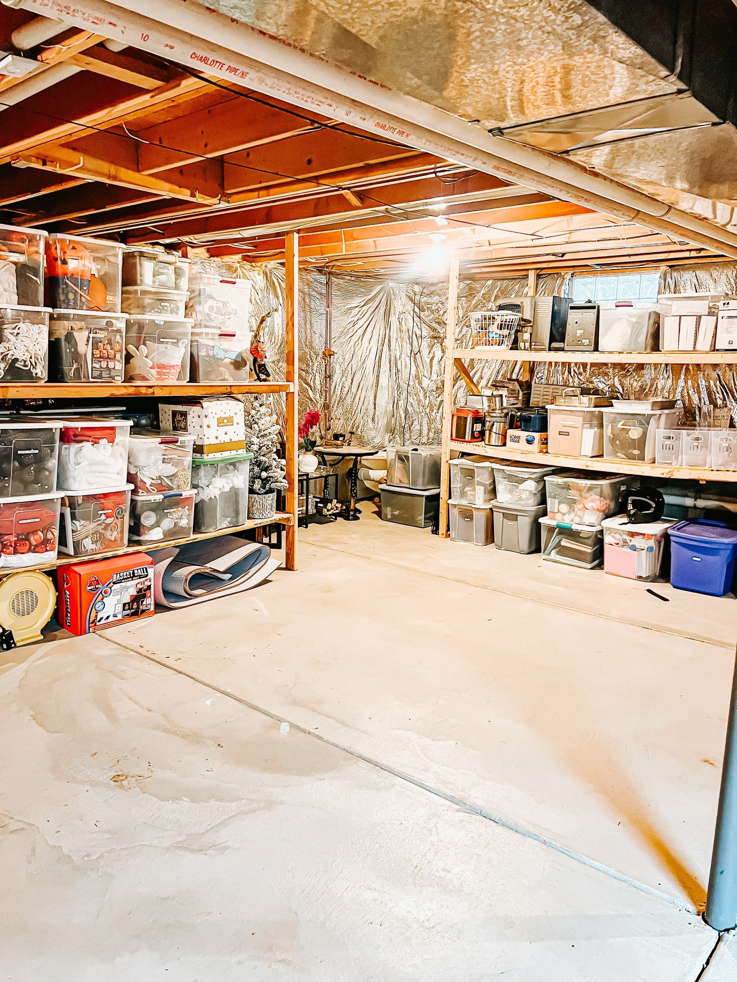 Organizing isn’t always glamorous. You know what is? Peace of mind. 

Every time you get your space back, clear your floors and reduce clutter - your home and mind thank you. 

If you have a space in your home causing you stress, let’s fix that together 💪🏻

#organizedbyjm #basementorganization #homeorganization #clutterfree #organizingtips