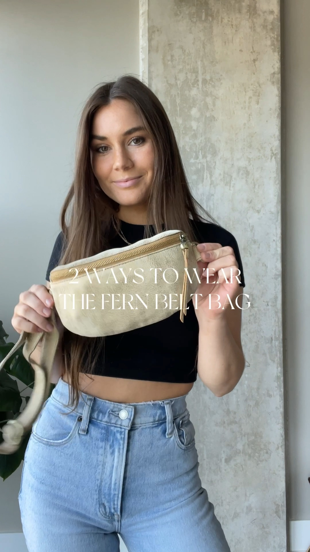 Styling the HOBO Fern Belt Bag for Spring. Wear it as a crossbody or belt bag! #HOBO #HOBOtheoriginal #beltbag #leatherbag #crossbodybag #ad
