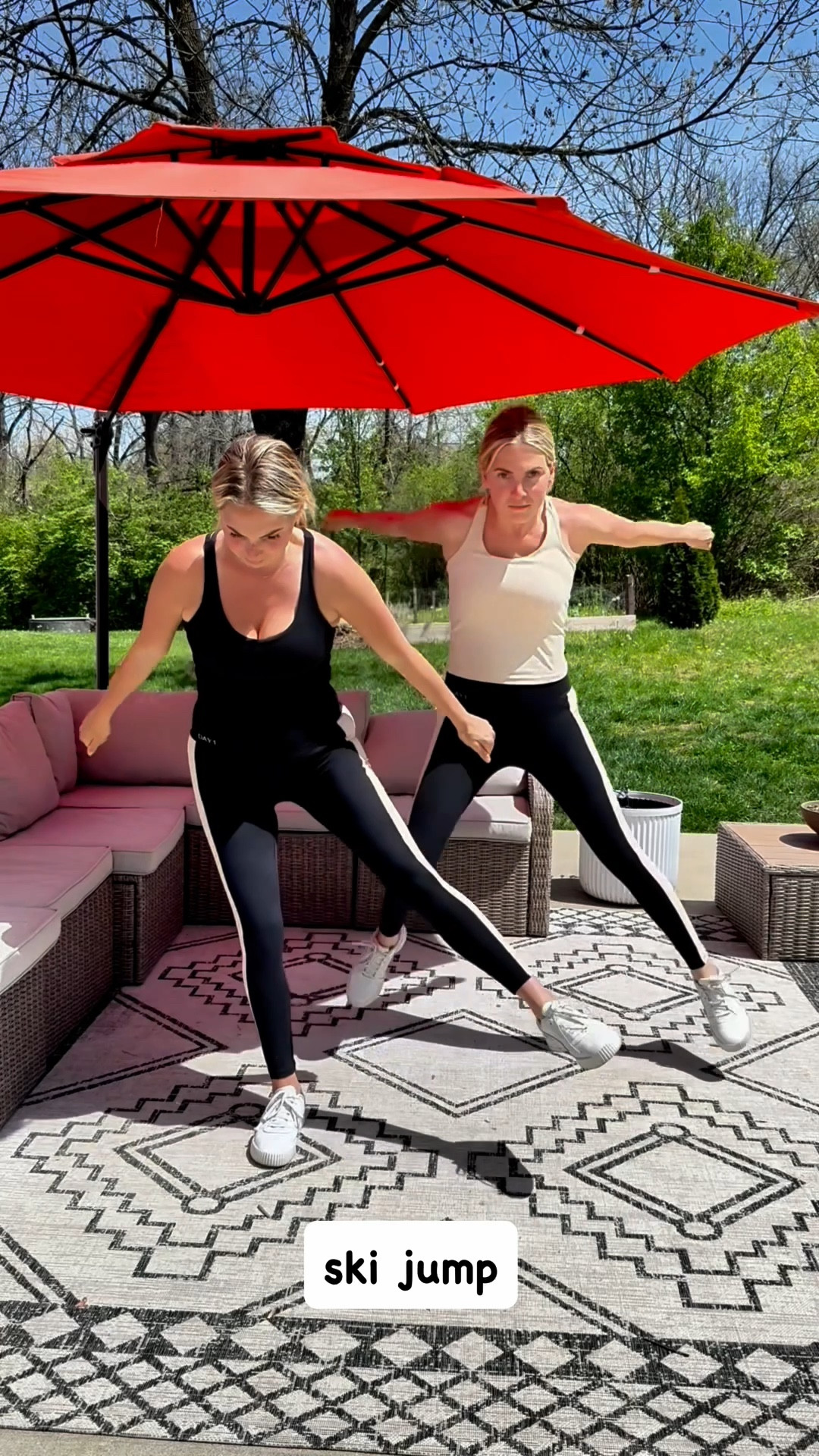 sister workout outfits 👯‍♀️ 🏋️ 

#LTKActive