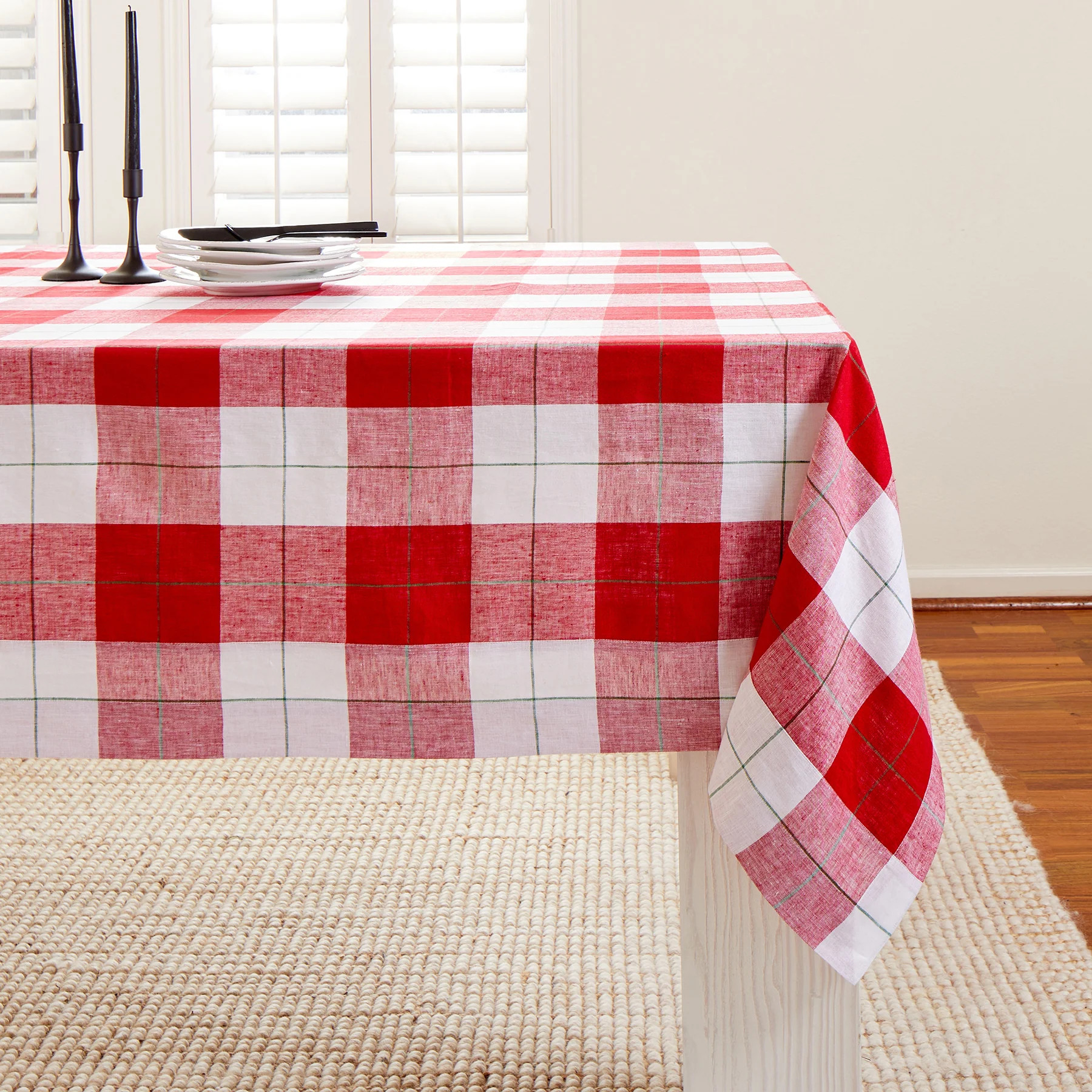 Very Merry Plaid Tablecloth | Solino Home