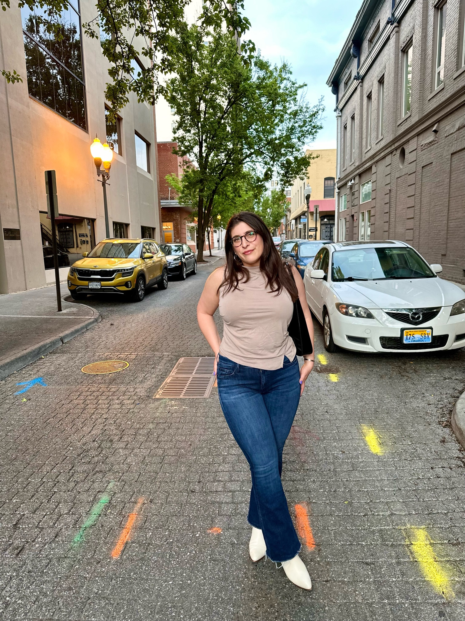 Perfect date night outfit - casual but elevated  

#LTKStyleTip #LTKMidsize