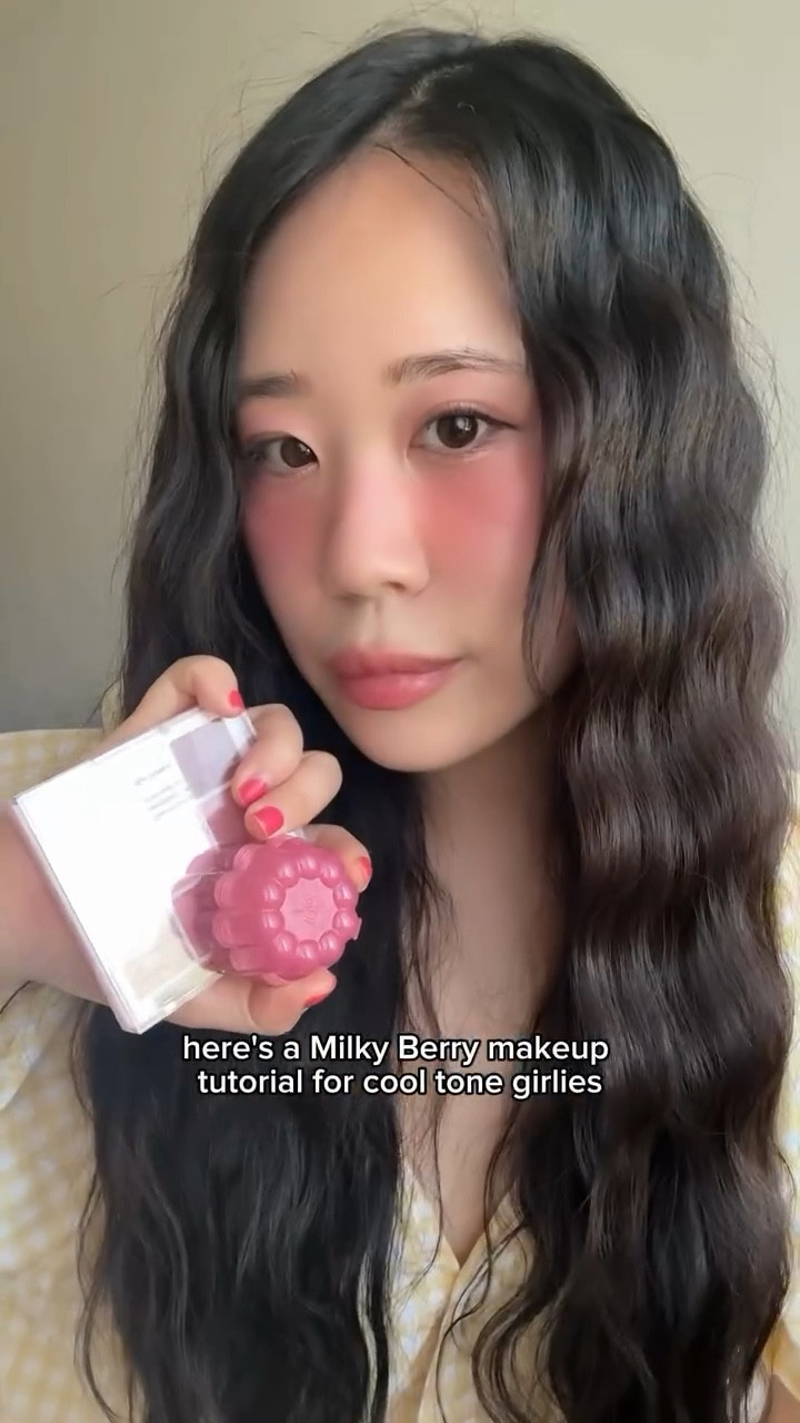 🫐🍓 milky berry makeup look using @dasique_usa 
I love how this turned out - my dream berry set 🙂‍↕️ 

#kbeauty #makeuptutorial #koreanmakeup