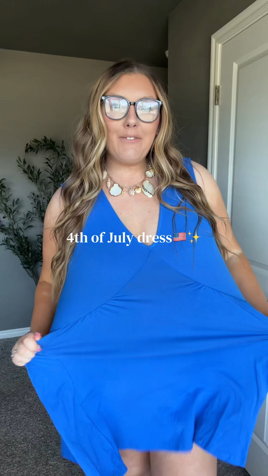 Easy blue dress for midsize days

✨5’8 Size 16 Wearing XXL✨

#LTKootd #LTKMidsize #LTKPlusSize