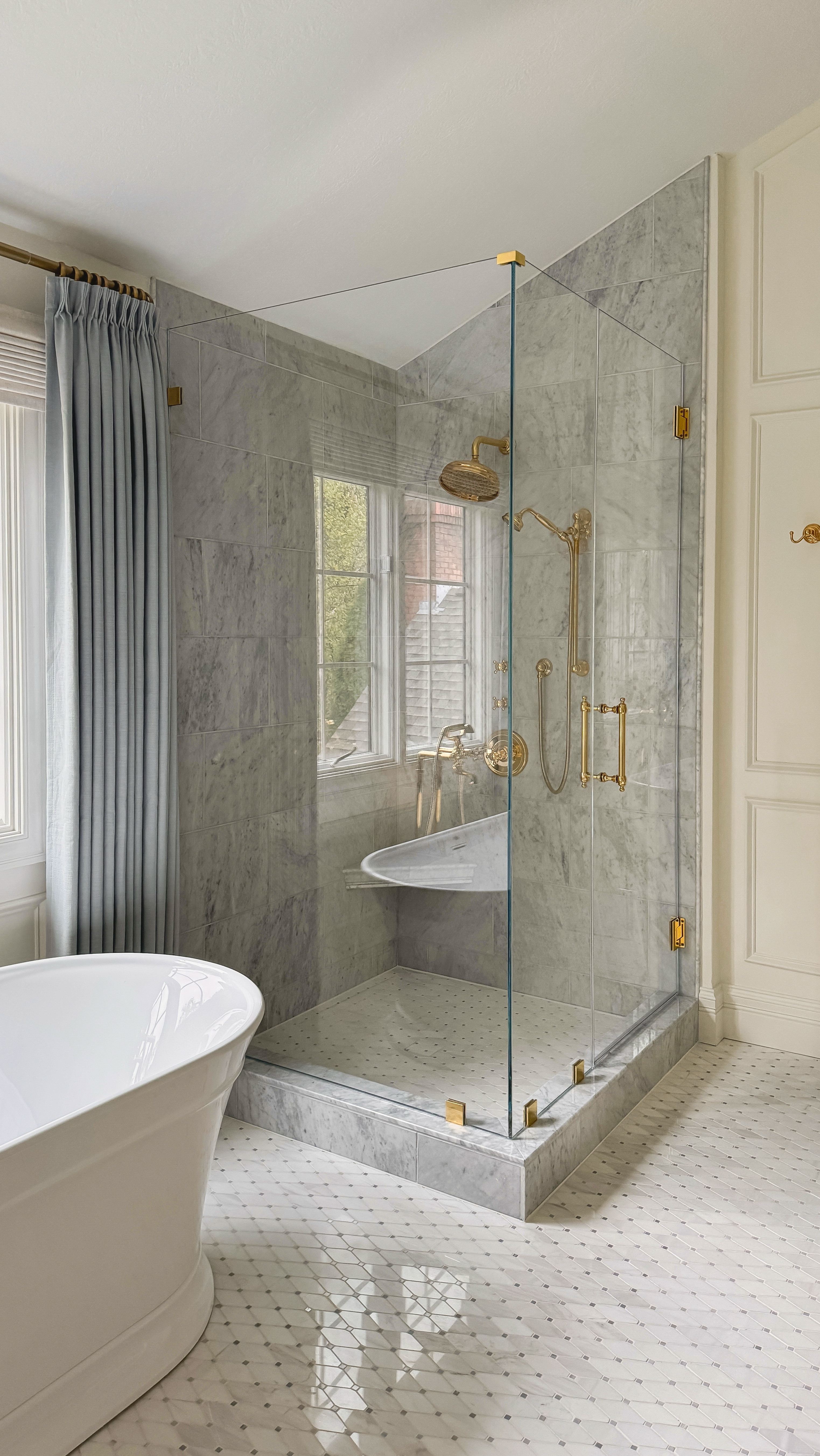 Kitchen: 
Grout: Mapei frost
Tile in color white

Guest bathroom:
Grout: Mapei Frost
Tile from Tileclub
12x12” Bianca Carrara and 12x24” Thassos White (cut in half)

Primary Bathroom:
Grout: Avalanche on floors, Warm Gray on shower walls 

#LTKSaleAlert #LTKHome #LTKStyleTip