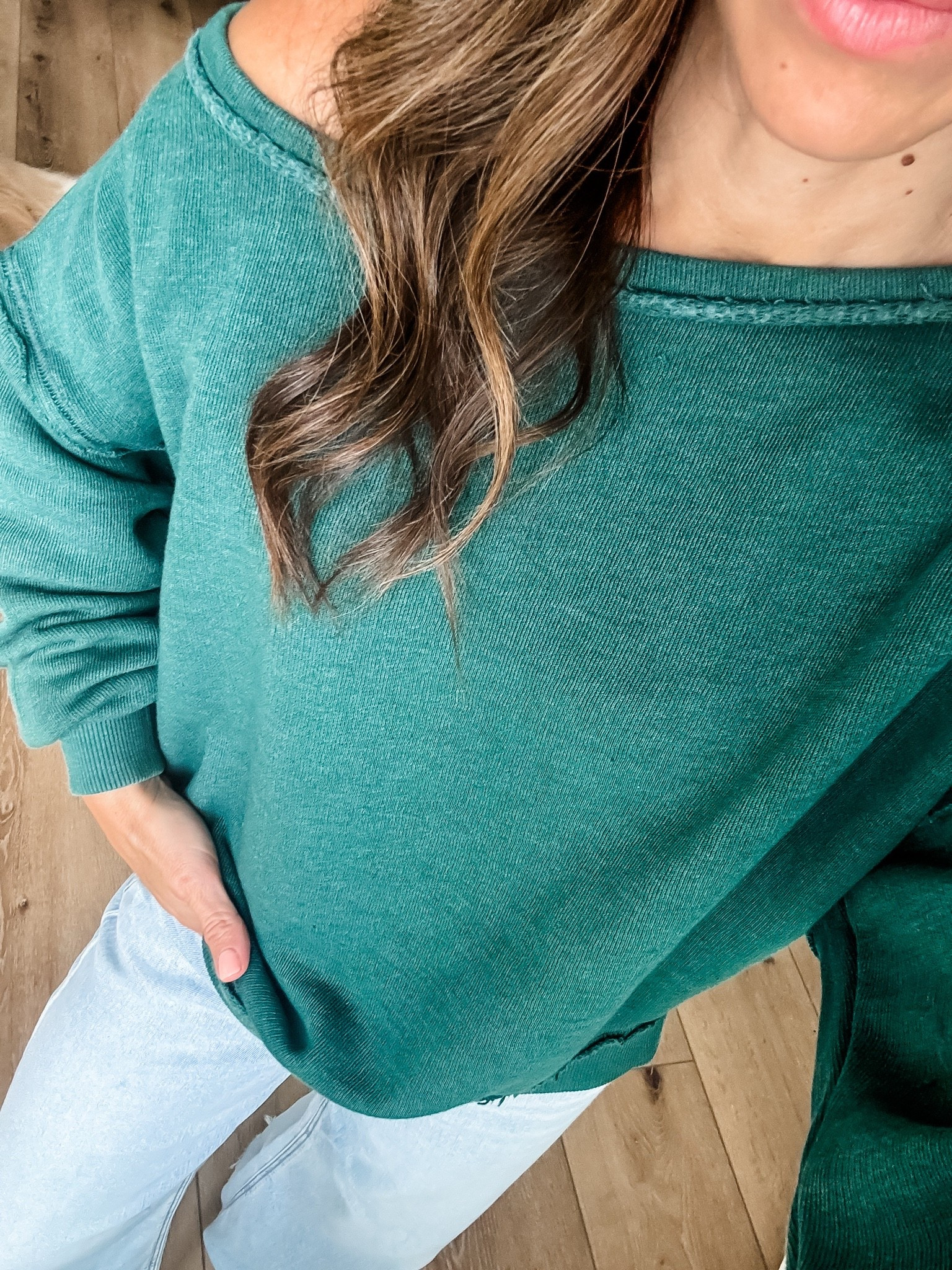 Small off the shoulder sweatshirt

#LTKOver40 #LTKSaleAlert