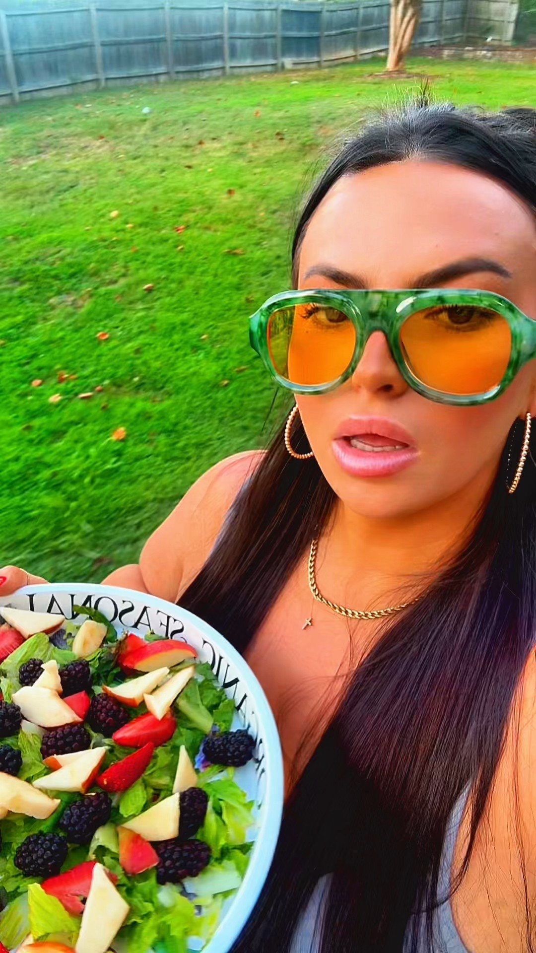 GREEN GLASSES 