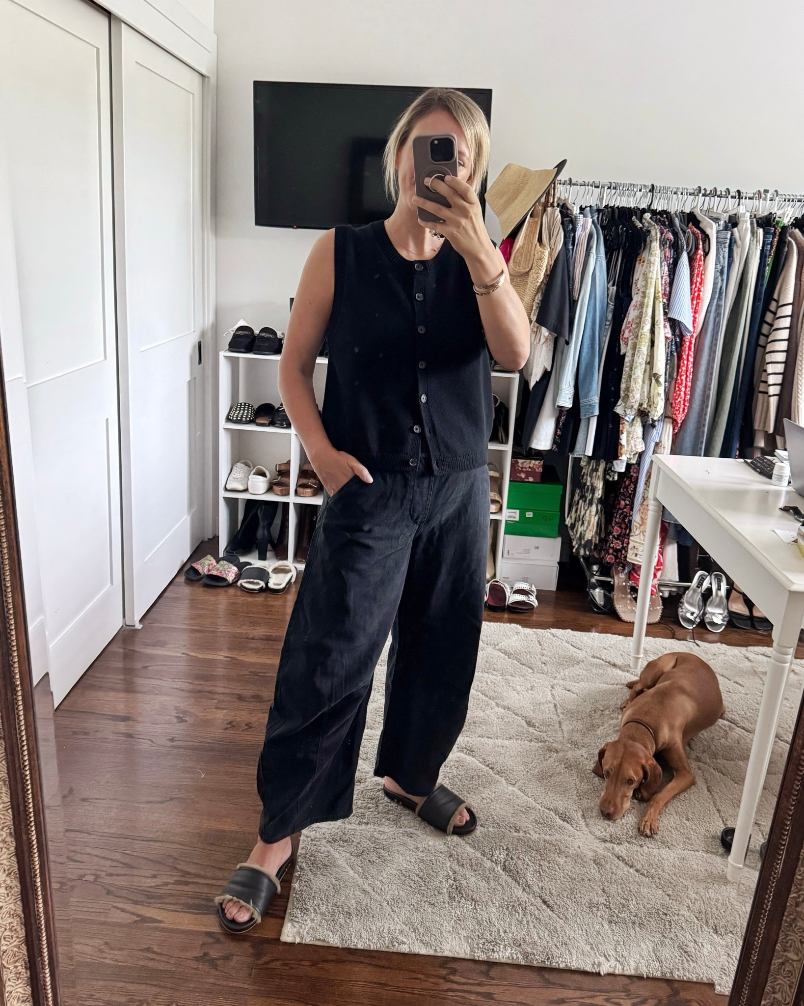 Wasn’t really into the barrel leg trend until these. Super comfy, pull on drawstring style (I cut the drawstring out) and won’t break the bank. Size down - wearing a small for reference  

#LTKSeasonal #LTKFindsUnder100