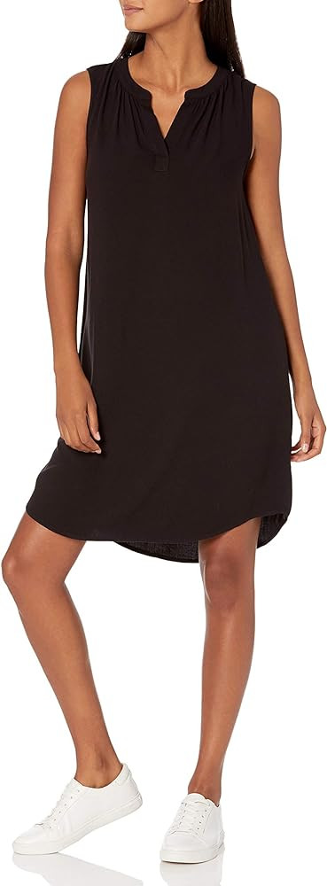 Amazon Essentials Women's Sleeveless Woven Shift Dress | Amazon (US)