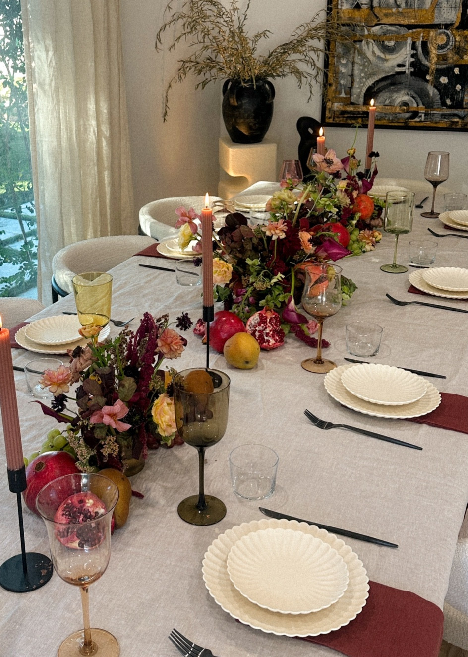 Friendsgiving table setting | tablescape decor ideas

#LTKparties #LTKhome #LTKSeasonal