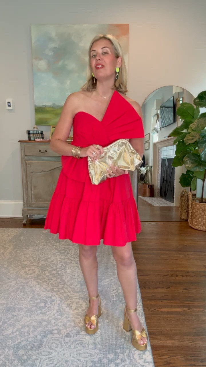 Pro tip....take a dress in your closet & style it completely different. This is such a yes look! I'm wearing a size 2 dress and 8 heel tts. *Use code Catherine20 at A+B
