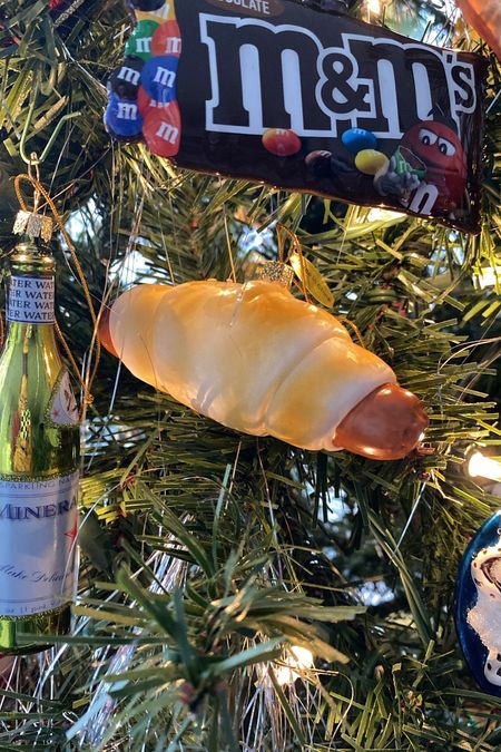 Pigs in a blanket ornament, food Christmas ornament, pig in a blanket ornament, sparkling water ornament

#LTKfindsunder50 #LTKsalealert #LTKHoliday