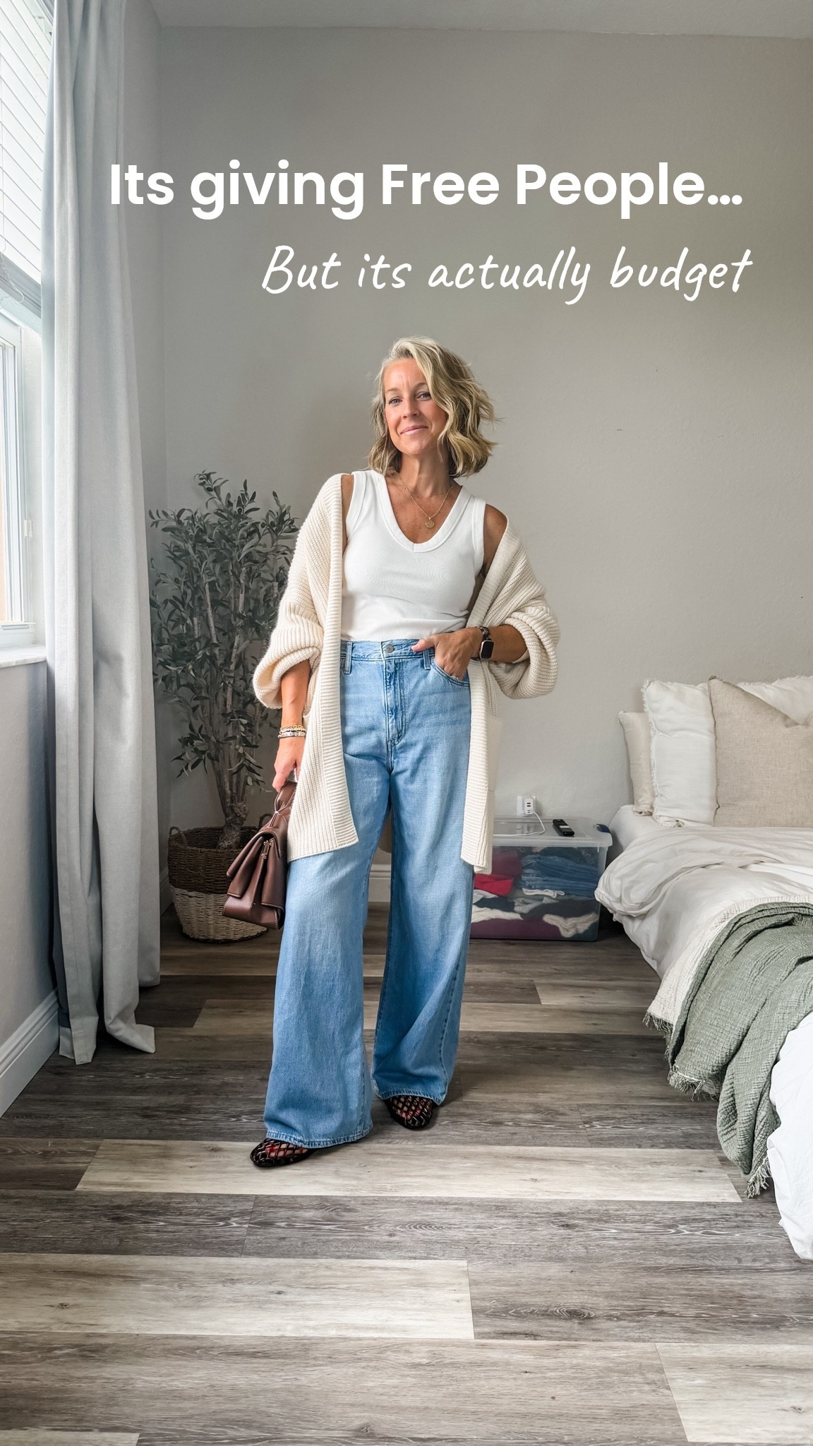 These jeans and designer looking jellies are from @Target 🤌🏼 comfy and effortless. Perfect for Fall. They come in 10000 colors. Have them in a few! True to size. Jeans are too.

#LTKootd #LTKMidsize #LTKPetite