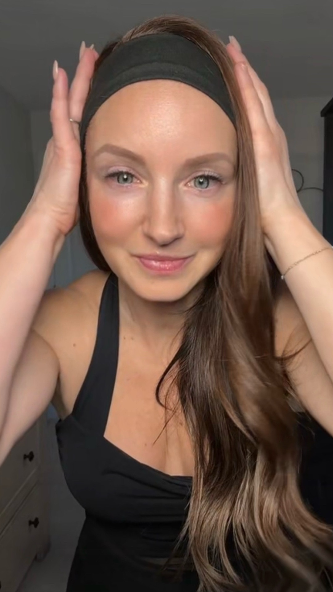 This set is one of those throw on and feel good pieces. From workouts to errands, Berlook nailed the balance of comfort + style. Use NF15 for 15% off and find all the links on my LTK 

#LTKfitness #LTKpetite #LTKcanada