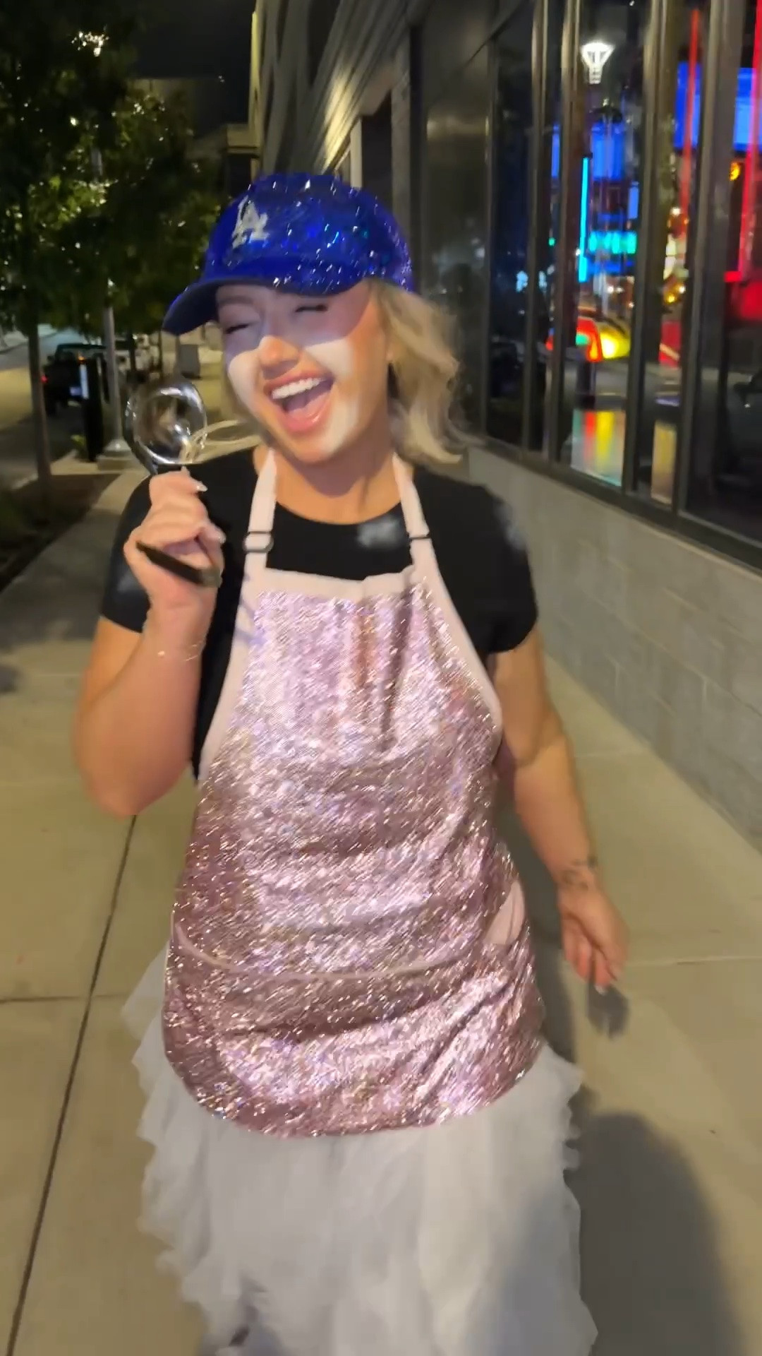 Sam Montgomery / Diner Girl fit ✨🩷👩🏼‍🍳🛼🏈

#LTKootd