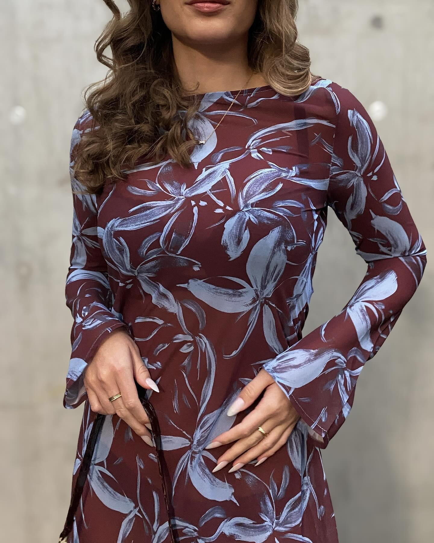 Bury me in this dress please 💐 @peppermayo 
⁣
⁣
⁣
⁣
⁣
⁣
⁣
⁣
Wearing a maxi dress, autumn fashion, fall fashion 2024, fall dresses #maxidress #falloutfitideas #falloutfits #autumnoutfits #fallstyling #fallfashiontrends #effortlesslychic #peppermayo