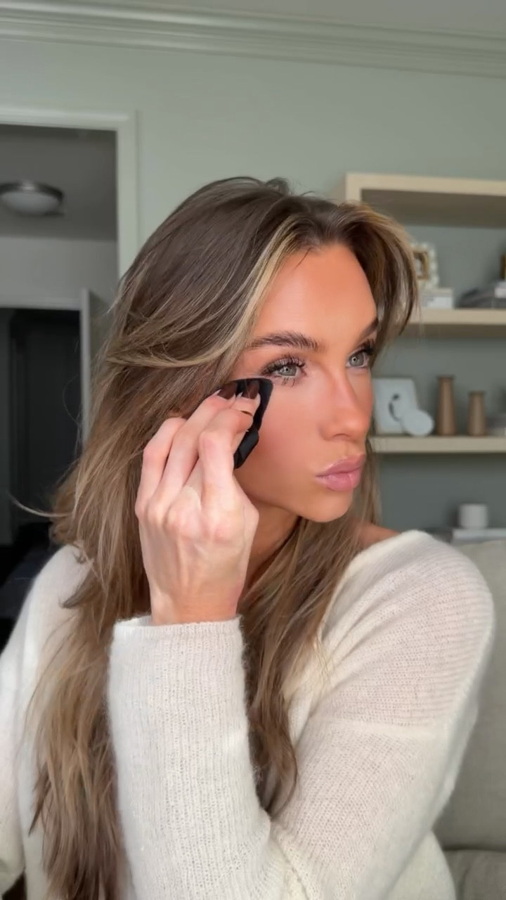 let’s get ready using a FULL FACE of drugstore makeup !!!!! 

#LTKBeauty #LTKHoliday #LTKgrwm