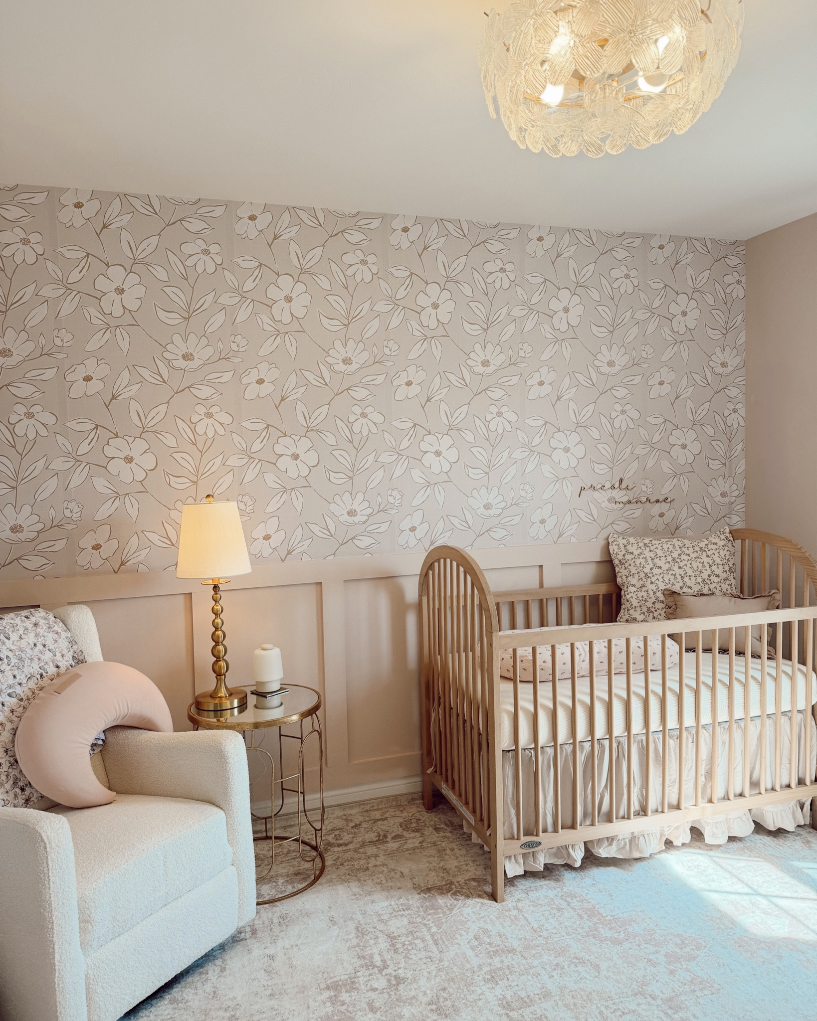 arguably the cutest room in our house 🦢✨🩰🌷 

wallpaper is @wimzywalls “cottage core neutral” 

#nursery #babygirlnursery #nurseryinspo #nurserywalldecor #nurserydecor 

Comment NURSERY below to receive a DM with the link to this post on my LTK ⬇ https://liketk.it/660TH 

*must be following me to receive the link*