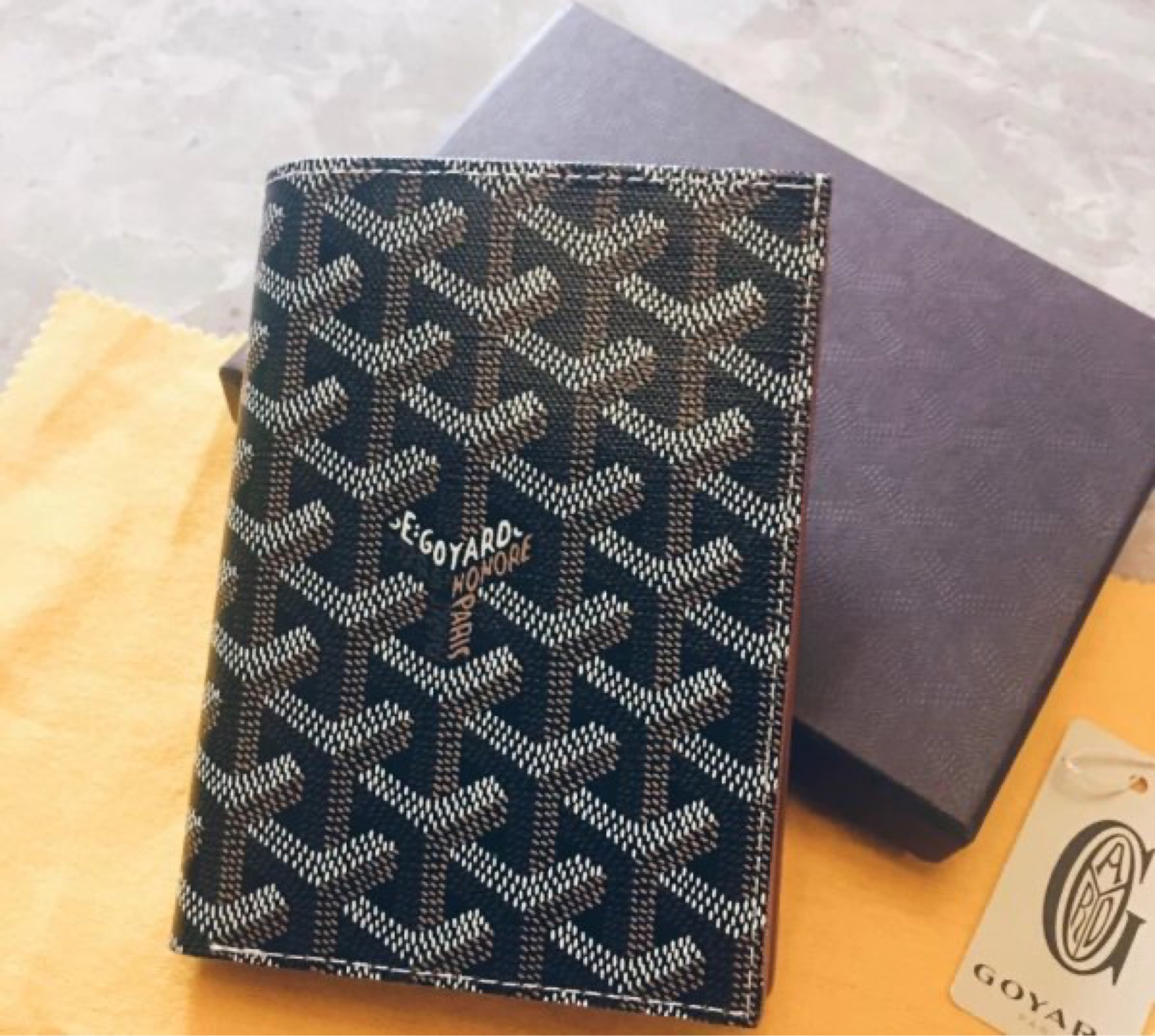 Goyard dhgate 

#LTKunder100 #LTKsalealert #LTKunder50