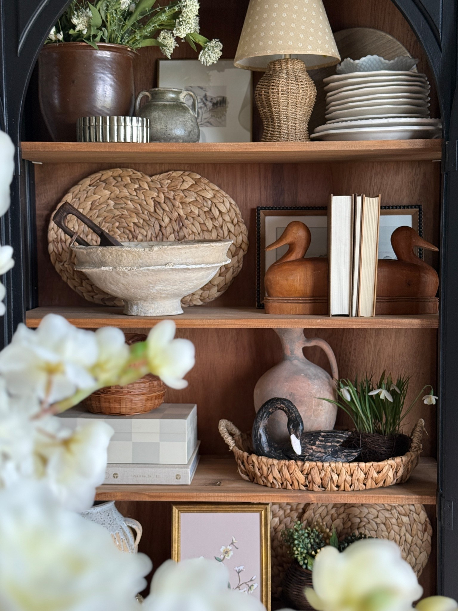 Shelf styling decor!!

#LTKSeasonal #LTKHome