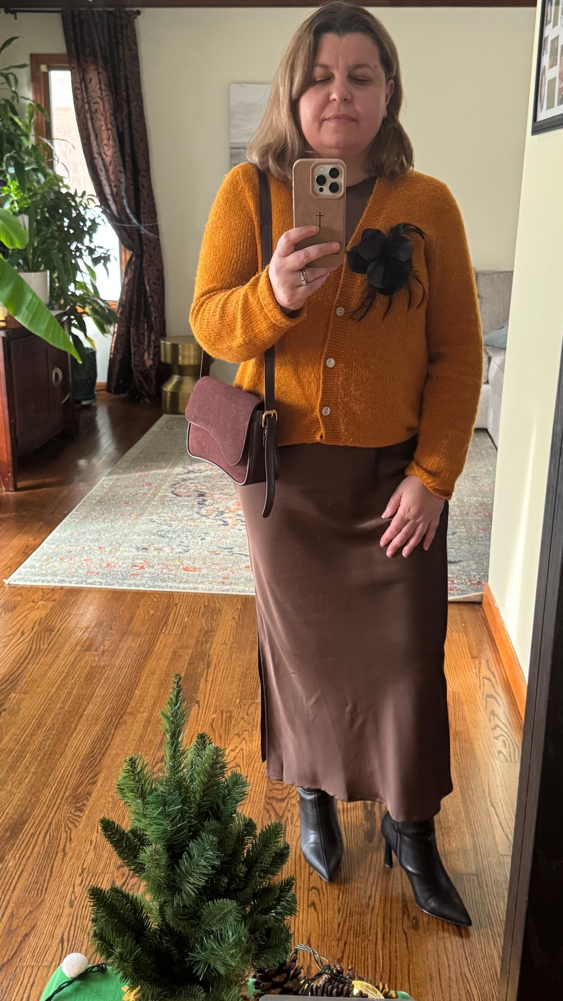 Outfit of the day! Enjoying Christmas! #LTKwomen’sstyle#LTKstyletip#LTKnyeoutfit#

#LTKHoliday