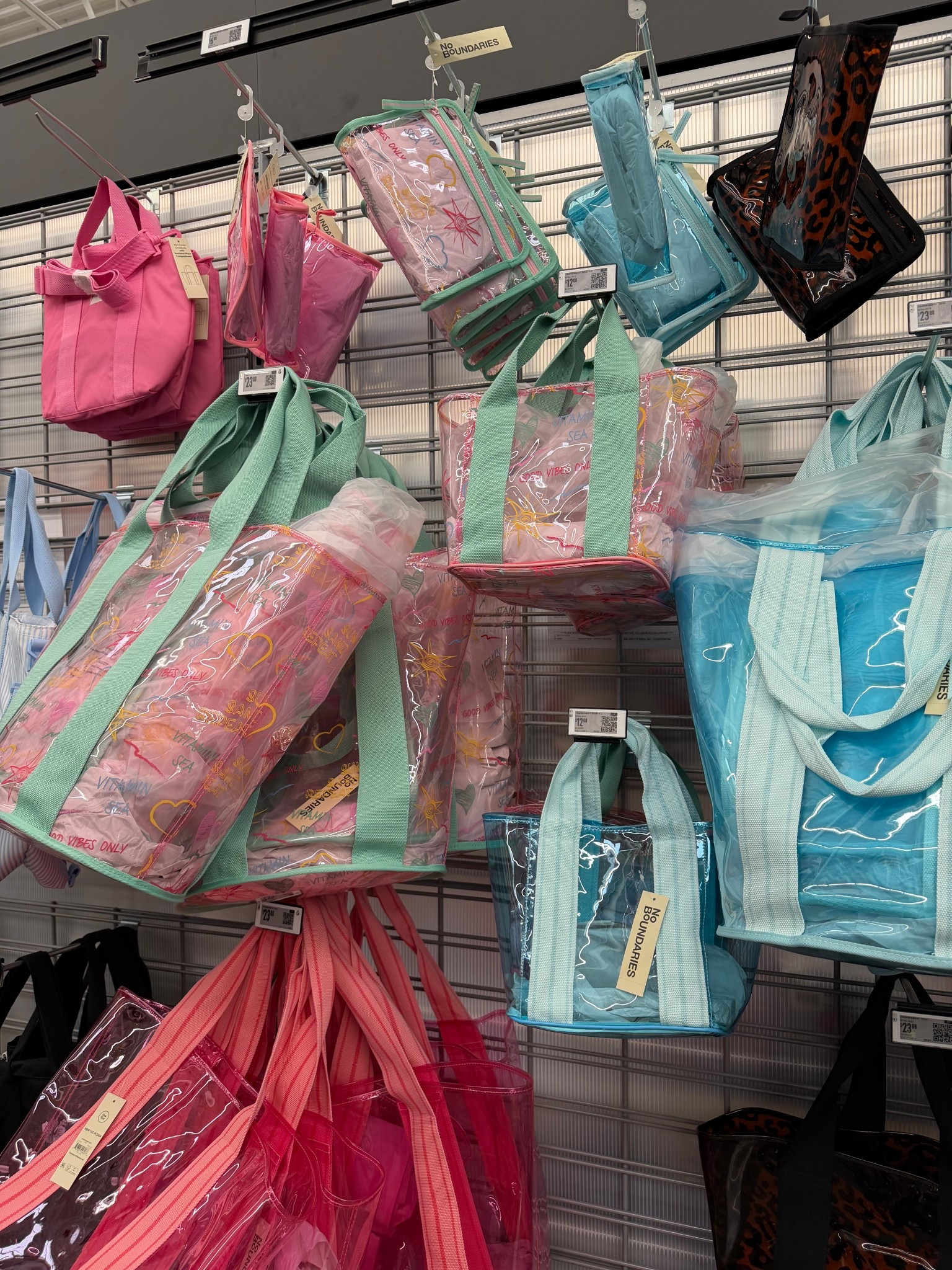 Clear totes for spring & summer! Mini totes for the littles!🤍

Dressupbuttercup.com #dressupbuttercup #dederaad


#LTKmomlife #LTKSeasonal