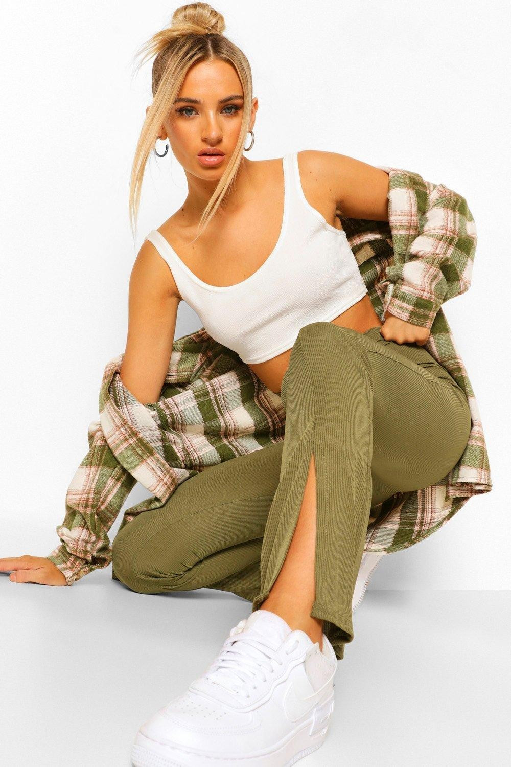 Womens Split Hem Ribbed Flared Pants - Green - 2 | Boohoo.com (US & CA)