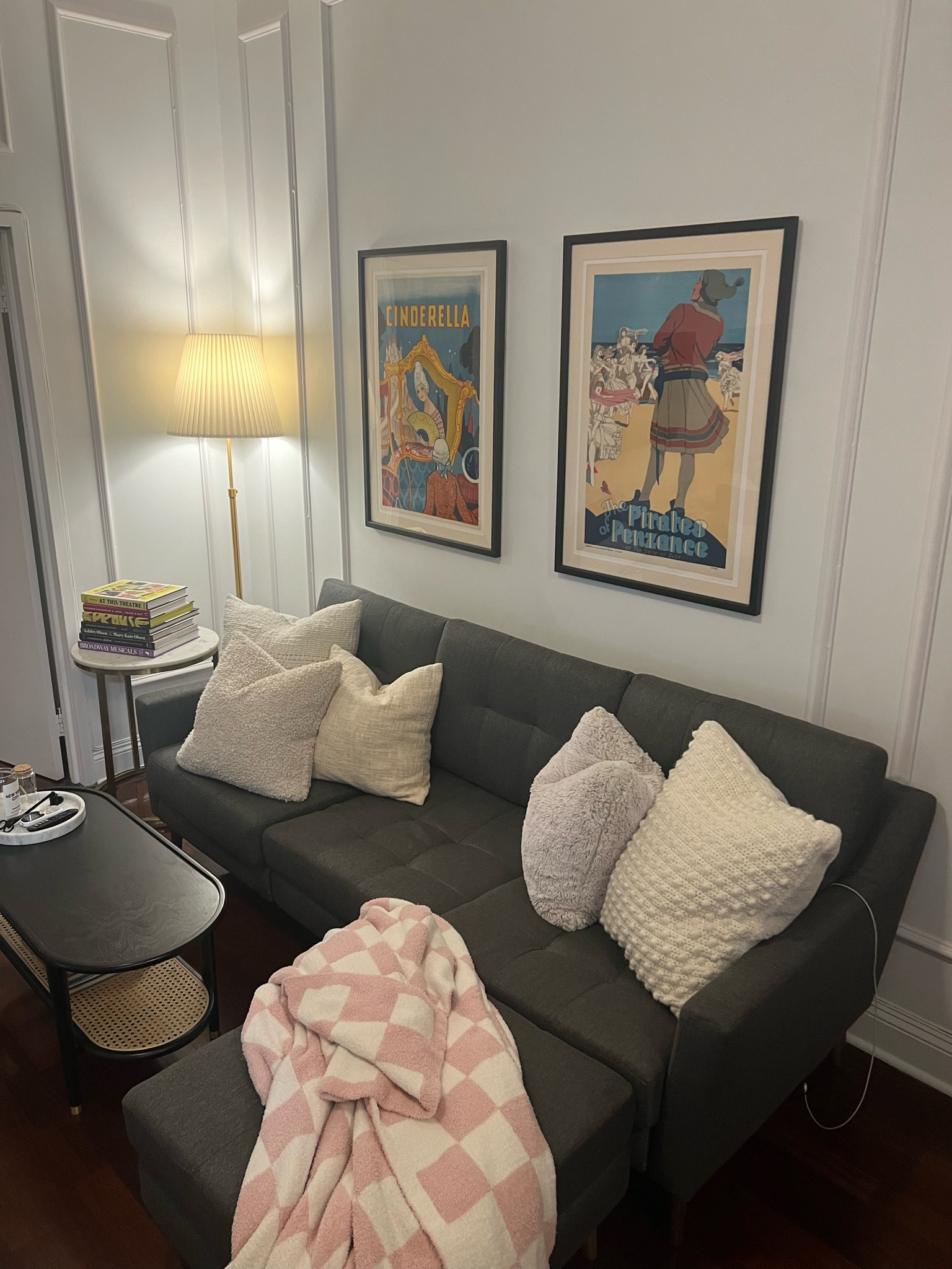 my cozy living room 


#LTKhome