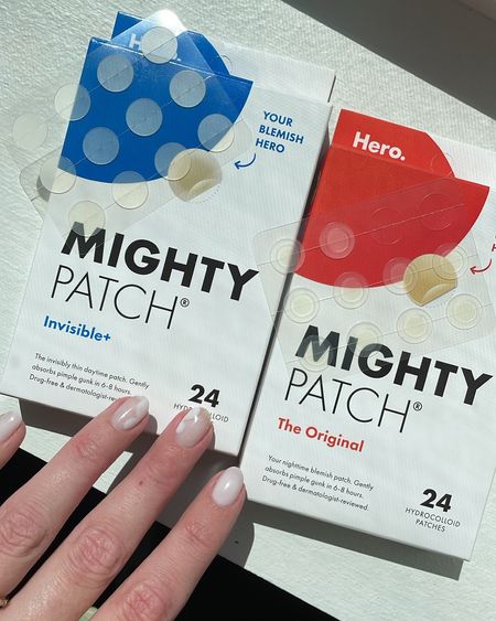 
These are the easiest little patches to throw on when you get a breakout - not to mention the invisible version is LITERALLY invisible on the skin. @target @herocosmetics #ad #target #targetpartner #mightypatch #heropartner #targetfinds