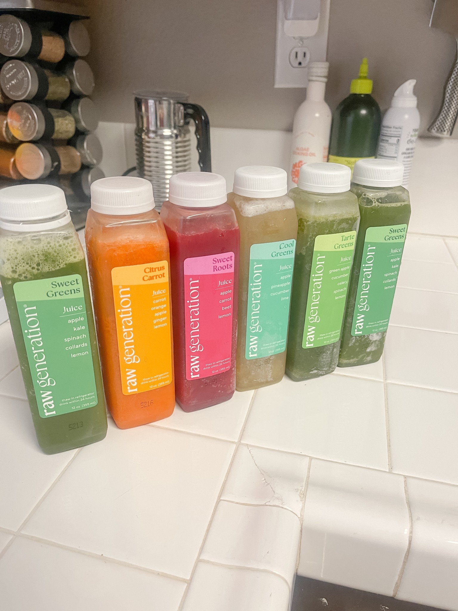Starting a three day reset + skinny cleanse with @raw_generation_juices 🍉🍊🍏🍋

#AD Raw Generation has so many different juice cleanses to choose from! The flavors are delicious and it’s the perfect way to reset!



#LTKFamily #LTKActive