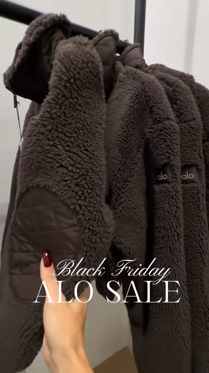 Alo Black Friday sale! 30% off sitewide 😍

Alo sale, alo sweatshirt, alo jacket, sherpa jacket, yoga outfit, Pilates outfit, alo sports bra, alo leggings, gift for her, sister gift, friend gift, Christine Andrew 

#LTKCyberWeek #LTKWatchNow #LTKSaleAlert