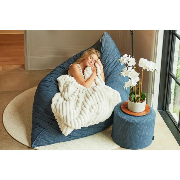 Footsac Blanket: Dove Channeled Phur - Lovesac | Lovesac