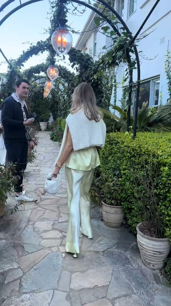 Birthday weekend & pregnancy outfits 🎀

#LTKaustralia #LTKmaternity