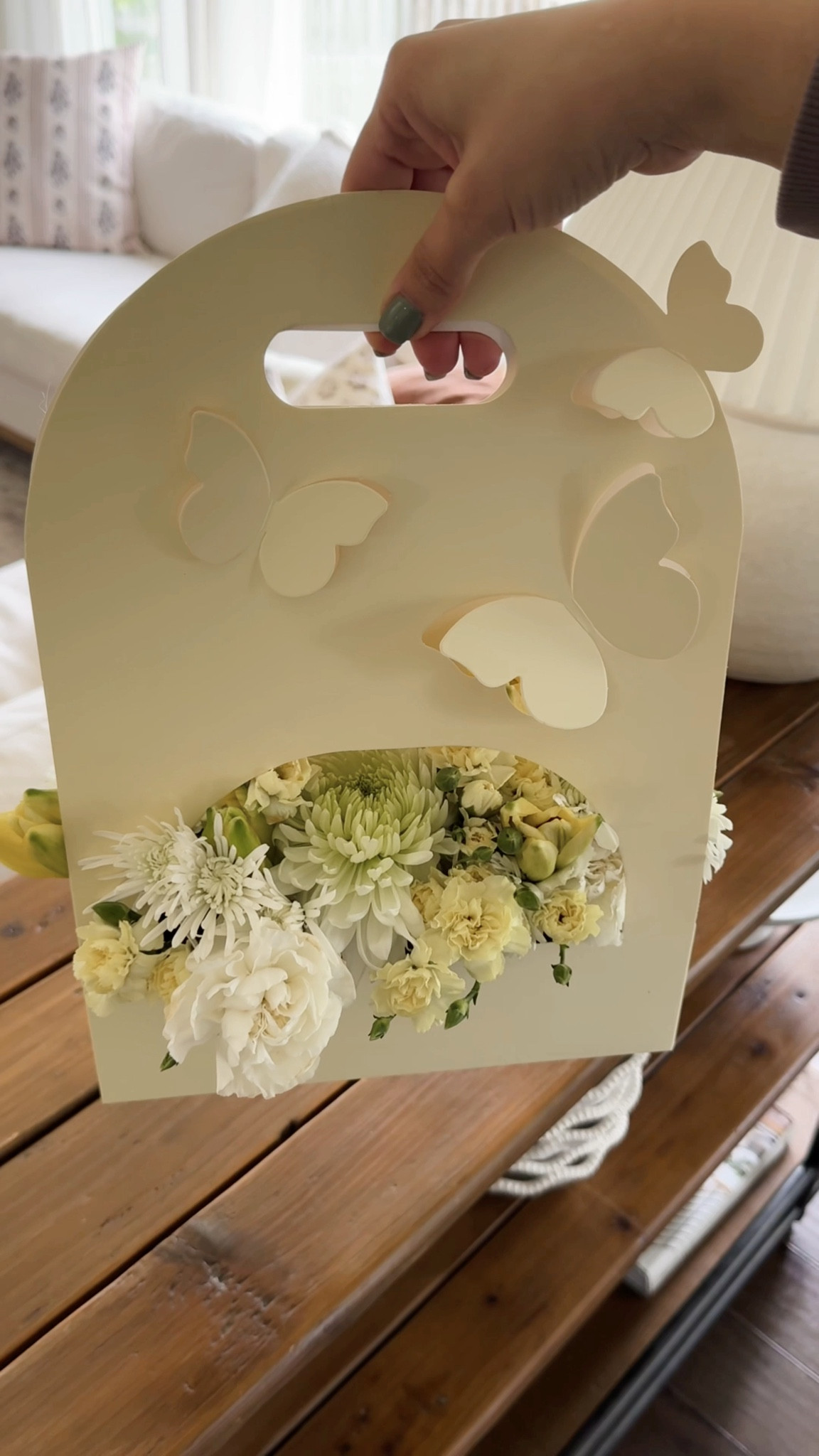 Cutest butterfly flower paper box 🦋💛

#LTKHome #LTKmomlife #LTKSeasonal