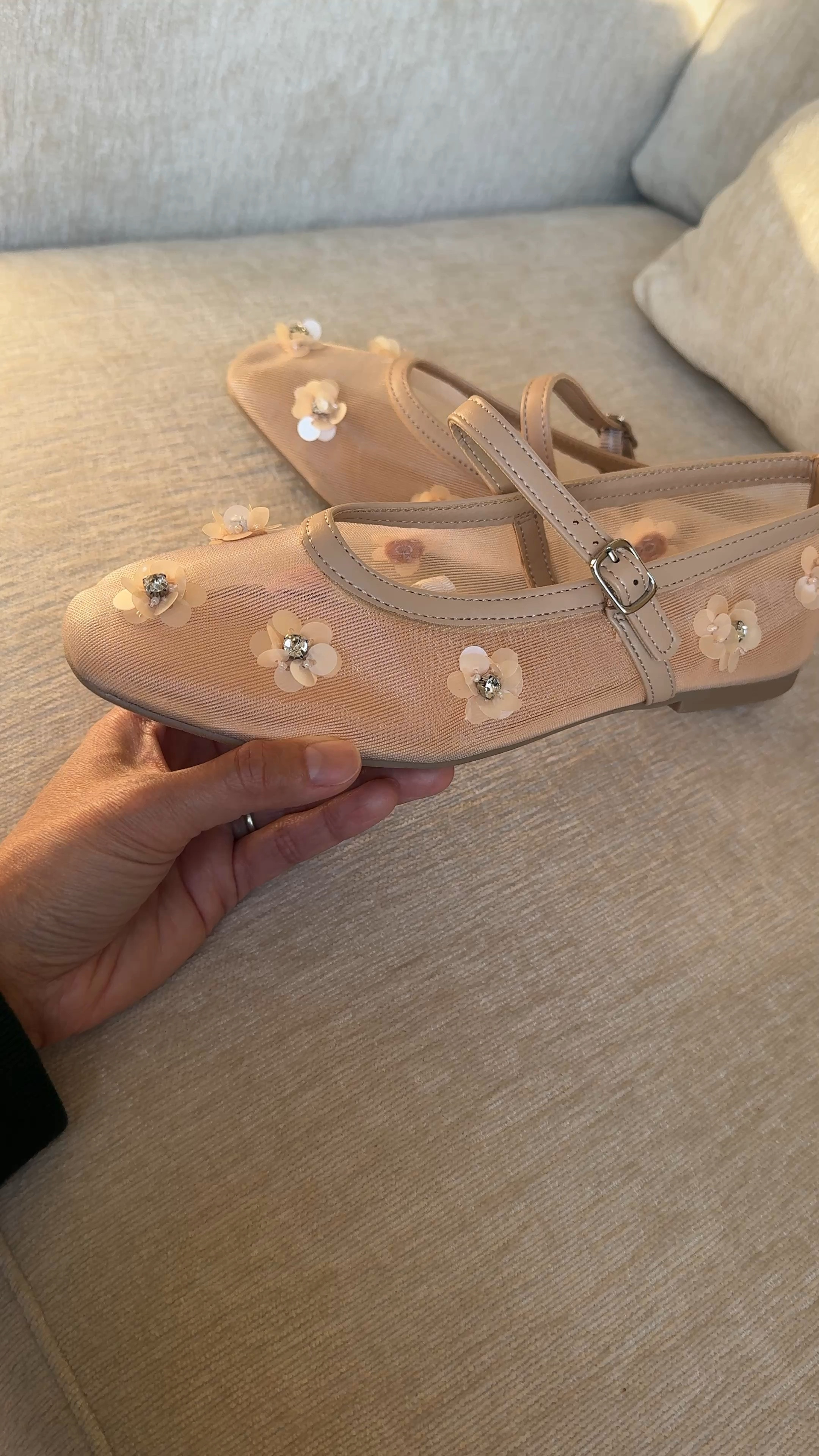 Spring shoes. Flats. Embellished flats are pretty and on trend. True to size. Comfy mesh flats that are good for the price. 


#LTKOver40 #LTKShoeCrush #LTKFindsUnder50