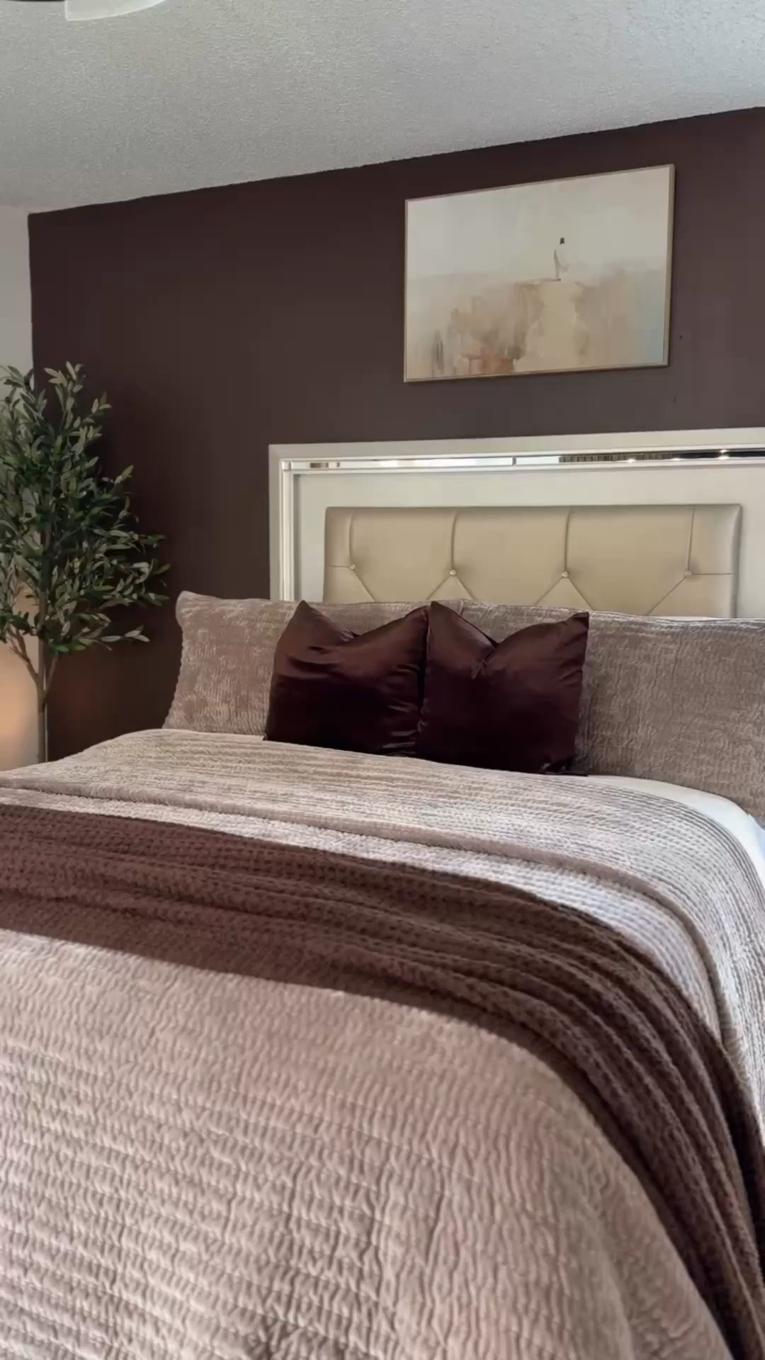 Soft velvet, rich brown, taupe, tan & camel tones, and a cozy texture that makes the bedroom feel warm and inviting. 🤎✨ 
The chocolate-brown throw adds another beautiful layer of softness and completes the look perfectly. @WDCOZY 



#bedroom #homedecor #bedding

#LTKHome #LTKSeasonal #LTKActive