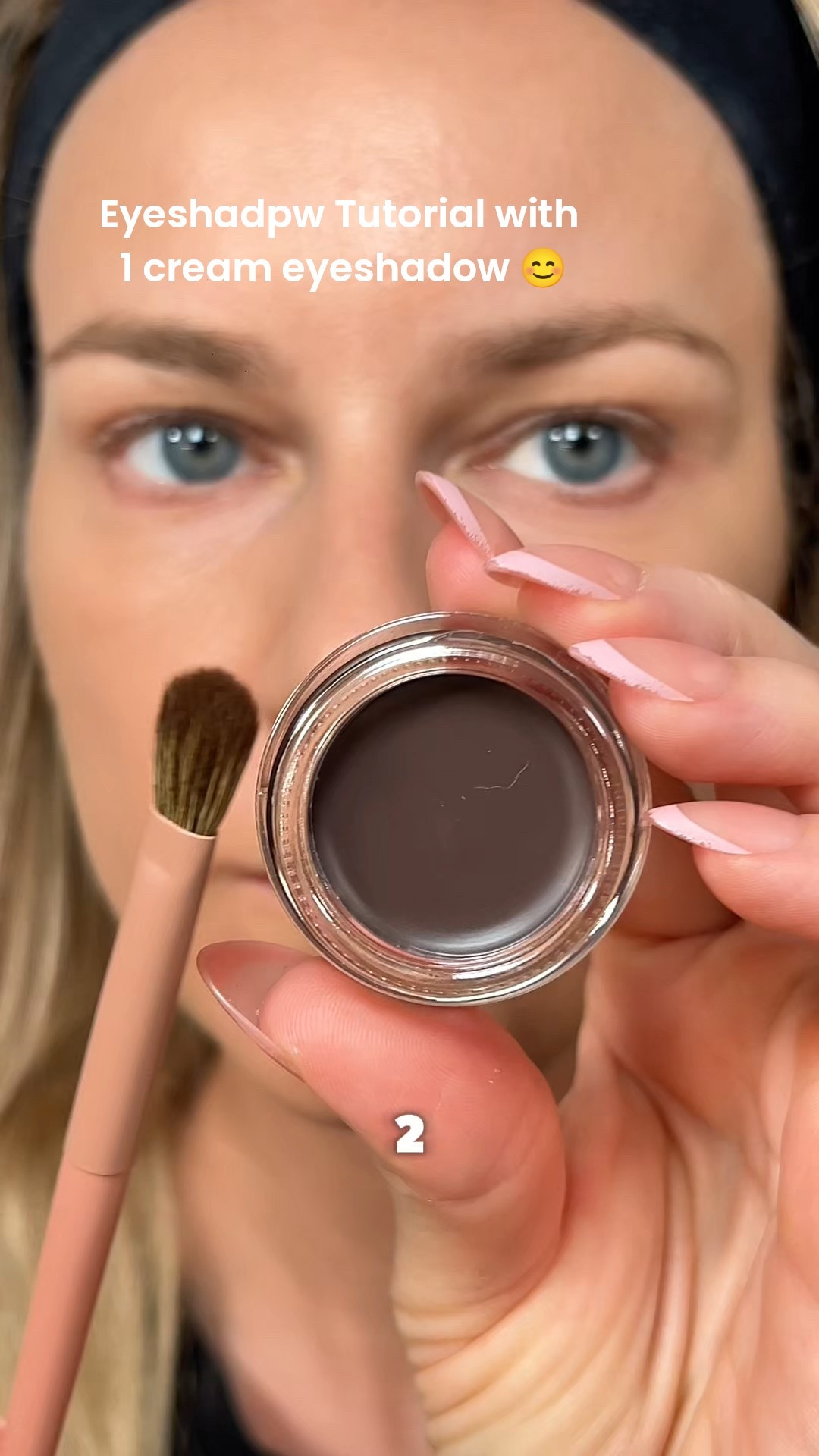 ‼️Eyeshadow TuToriAL‼️ save & Share with your besties that love an EASY look! 🙃 Comment Shop for a DM with the products 🛍️
@morphebrushes remix and love byte
@milanicosmetics tubing mascara
@sephoracollection eyeliner 

#eyelinerhack#eyelinerhacks#makeuphacks#makeuptips#beautyhacks#beautytips#makeuptipsandtricks#howto#makeupforbeginners

#LTKBeauty #LTKSeasonal #LTKStyleTip