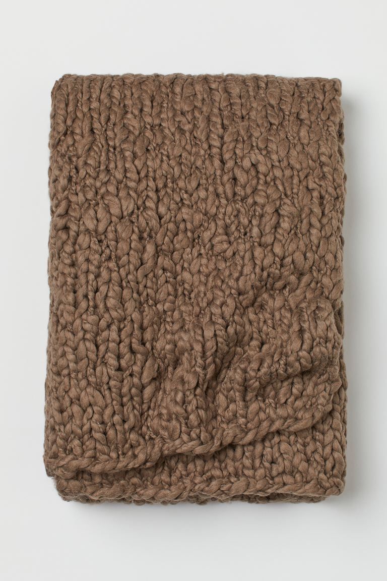 Wool-blend blanket | H&M (UK, MY, IN, SG, PH, TW, HK)