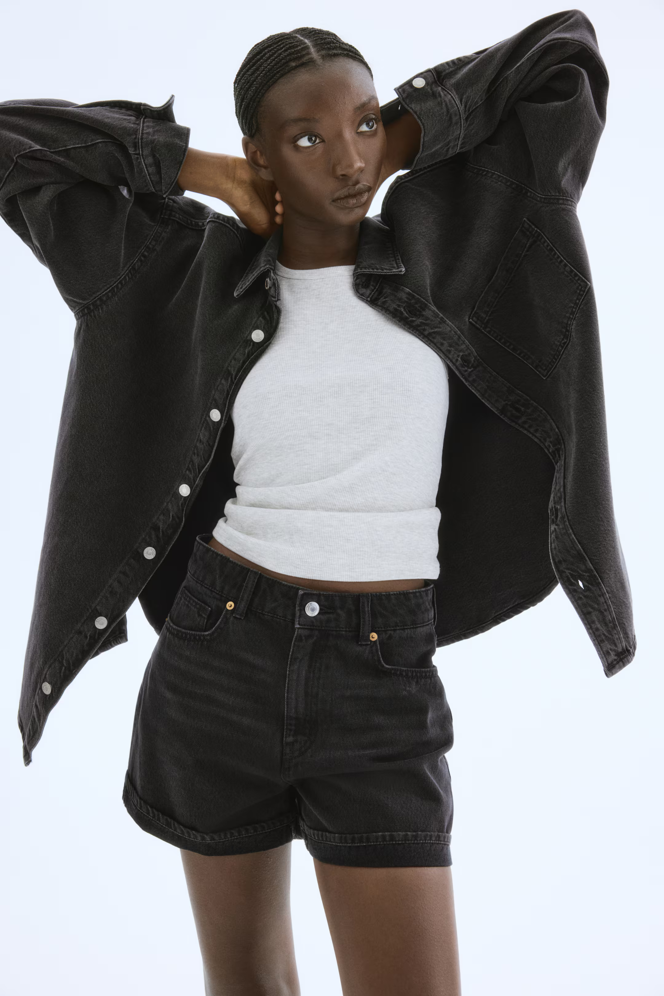 Jeansshorts mit hohem Bund | H&M (DE, AT, CH, NL, FI)