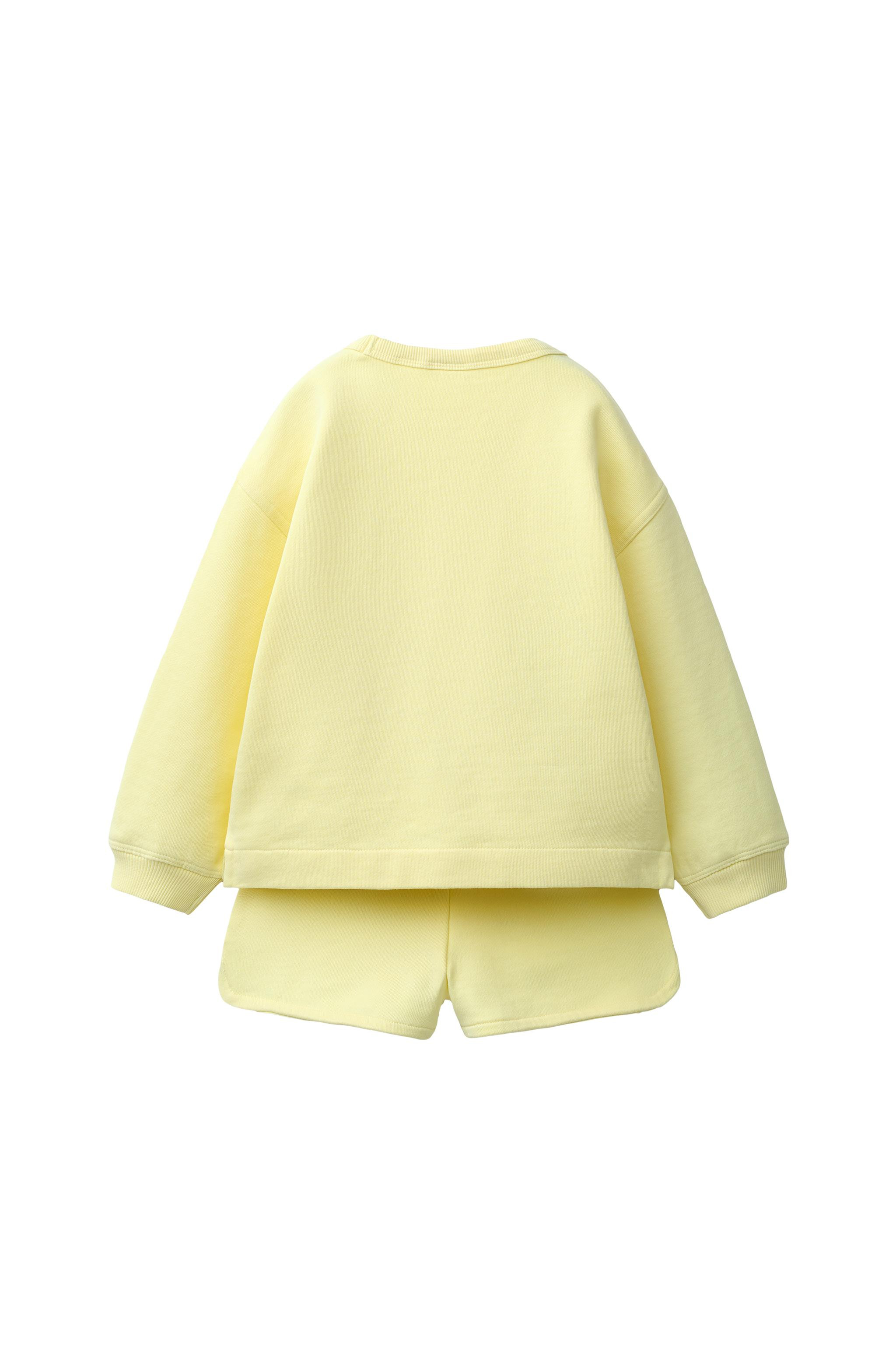 SWEATSHIRT AND RUBBERIZED FLOWER BERMUDA SET | Zara US