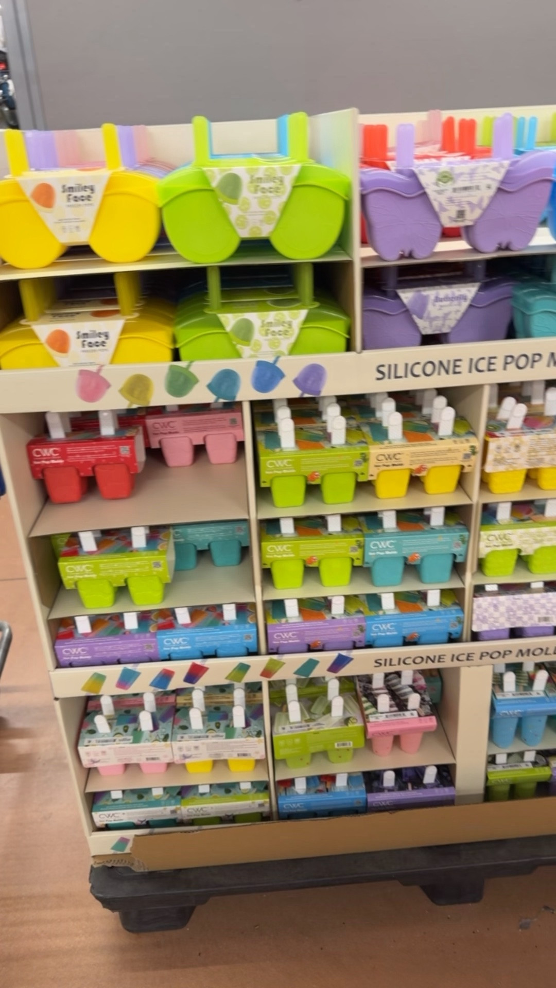 The cutest face Pop molds are now available at Walmart!￼

#LTKmomlife #LTKHome #LTKOver40