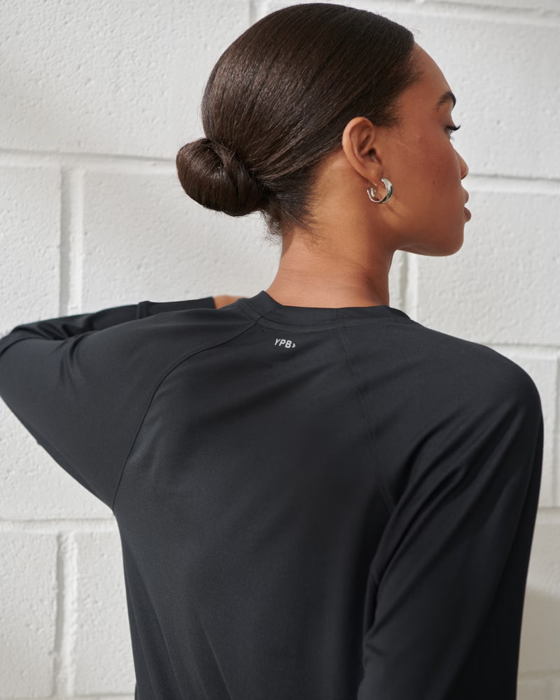 YPB powerSOFT Long-Sleeve Easy Tee | Abercrombie & Fitch (US)