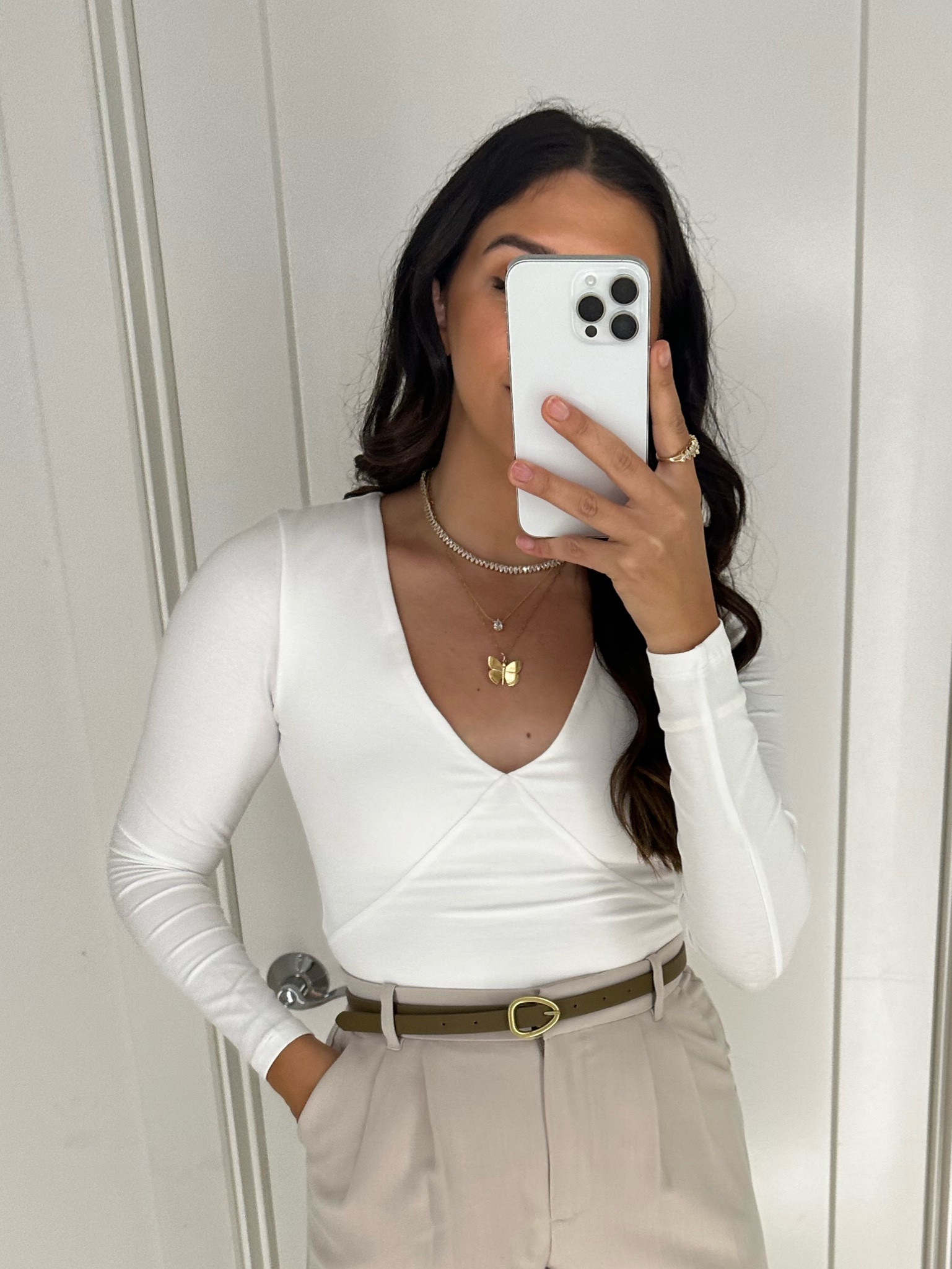 So excited for my friend Laura Beverlin’s collaboration with Electric picks! The pieces are timeless and perfect to dress up or for everyday wear. 

You can use code: blameitondede for 20% off sitewide! 

#dressupbuttercup
Dressupbuttercup.com 

#LTKstyletip