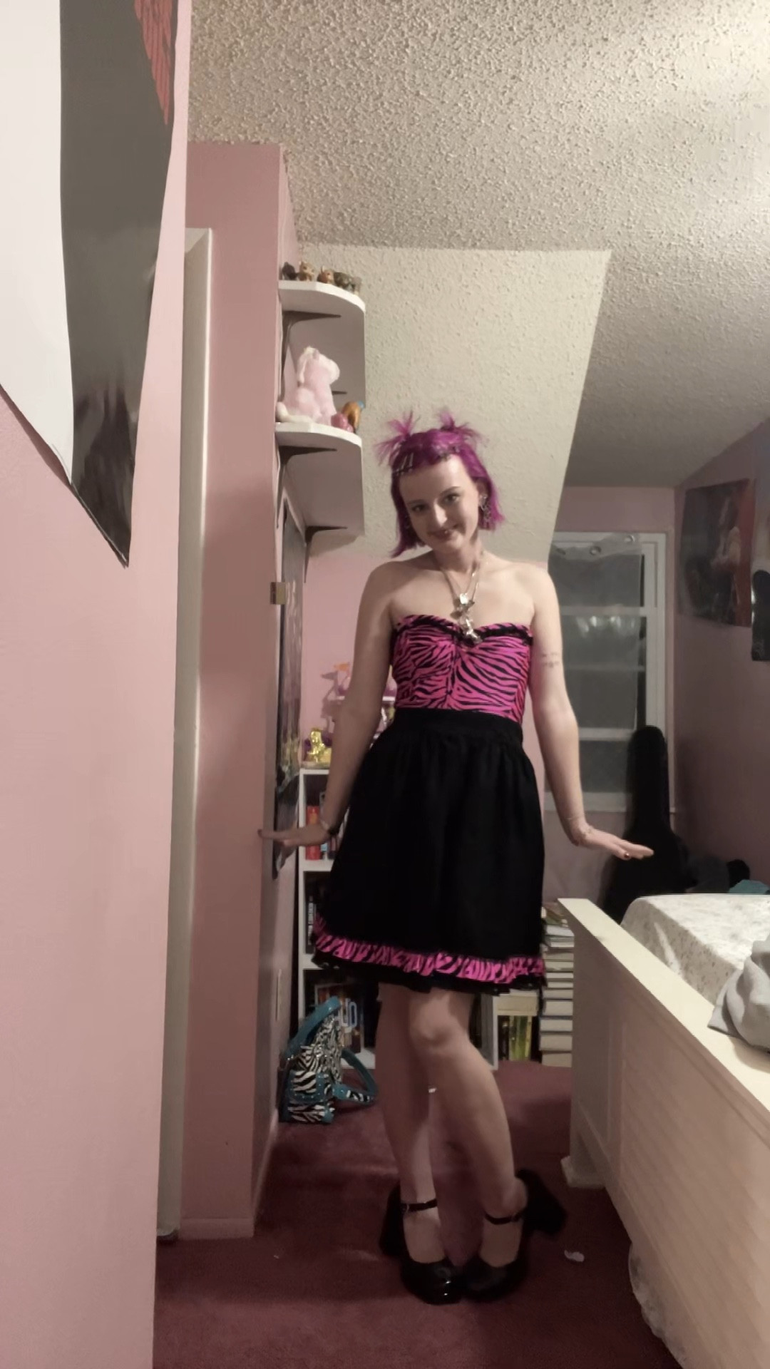 dress is thrifted tag was cut off :(

#LTKStyleTip #LTKPetite #LTKBeauty