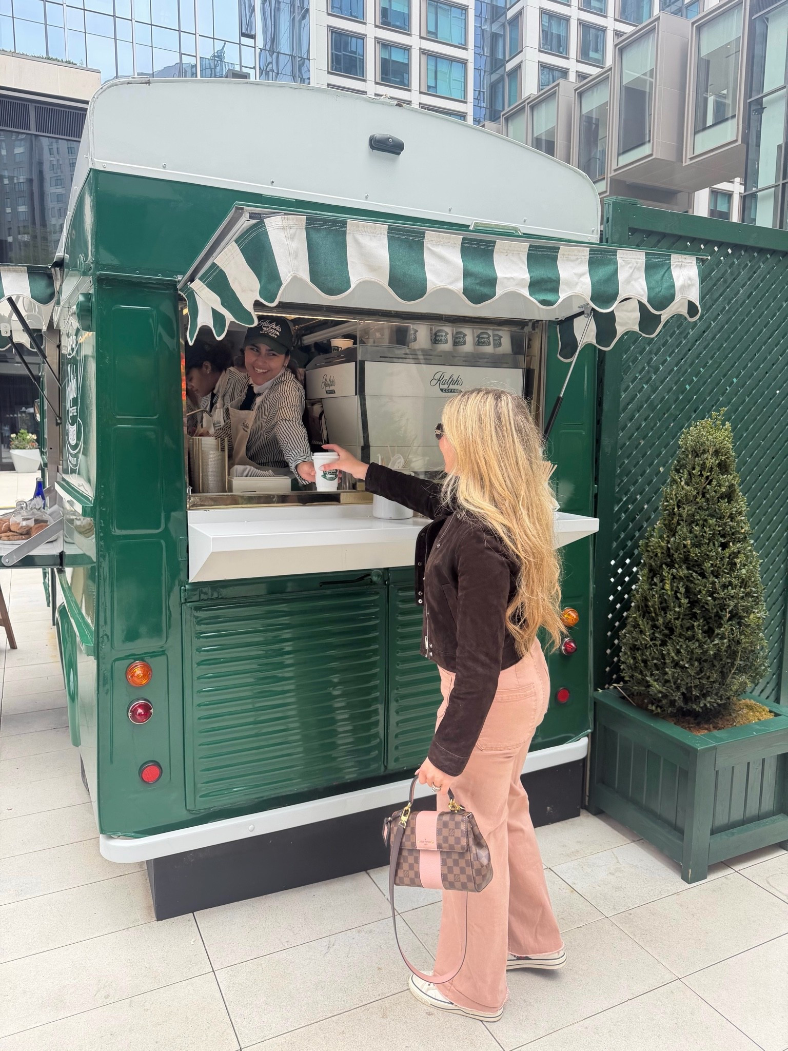 Ralph’s coffee, Boston, sporting outfit

#LTKSeasonal #LTKBeauty #LTKTravel